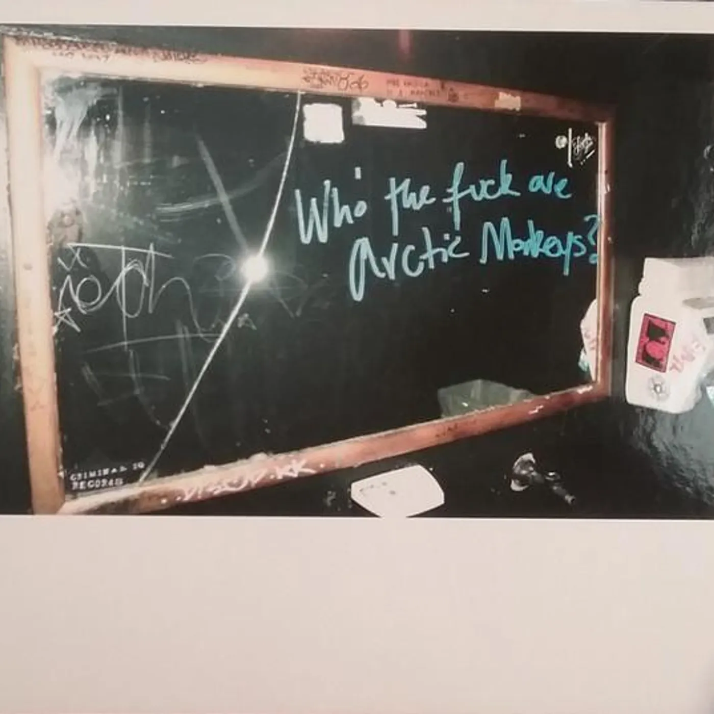 WHO THE FUCK ARE ARCTIC MONKEYS? CD