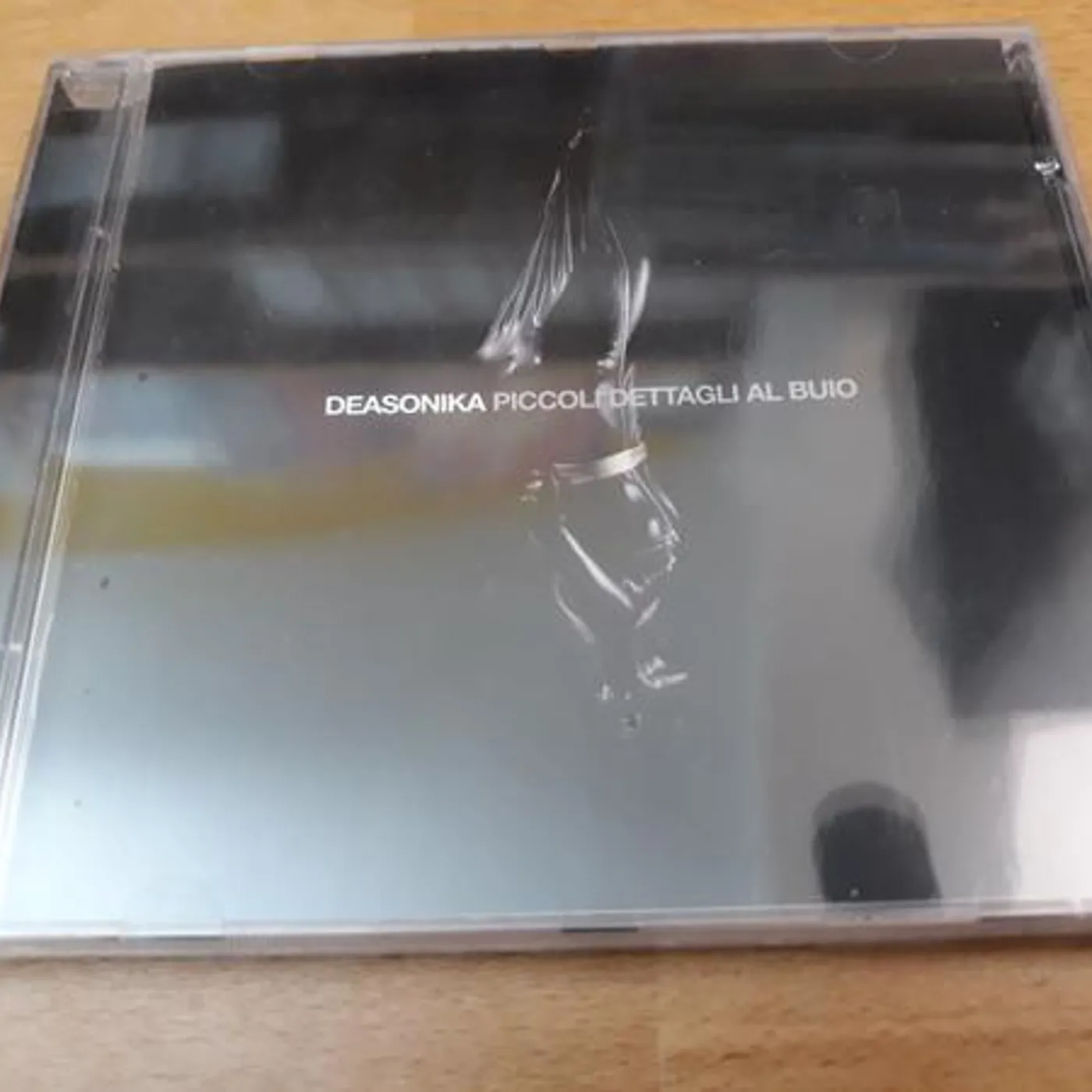 Deasonika PICCOLI DETTAGLI AL BUIO CD