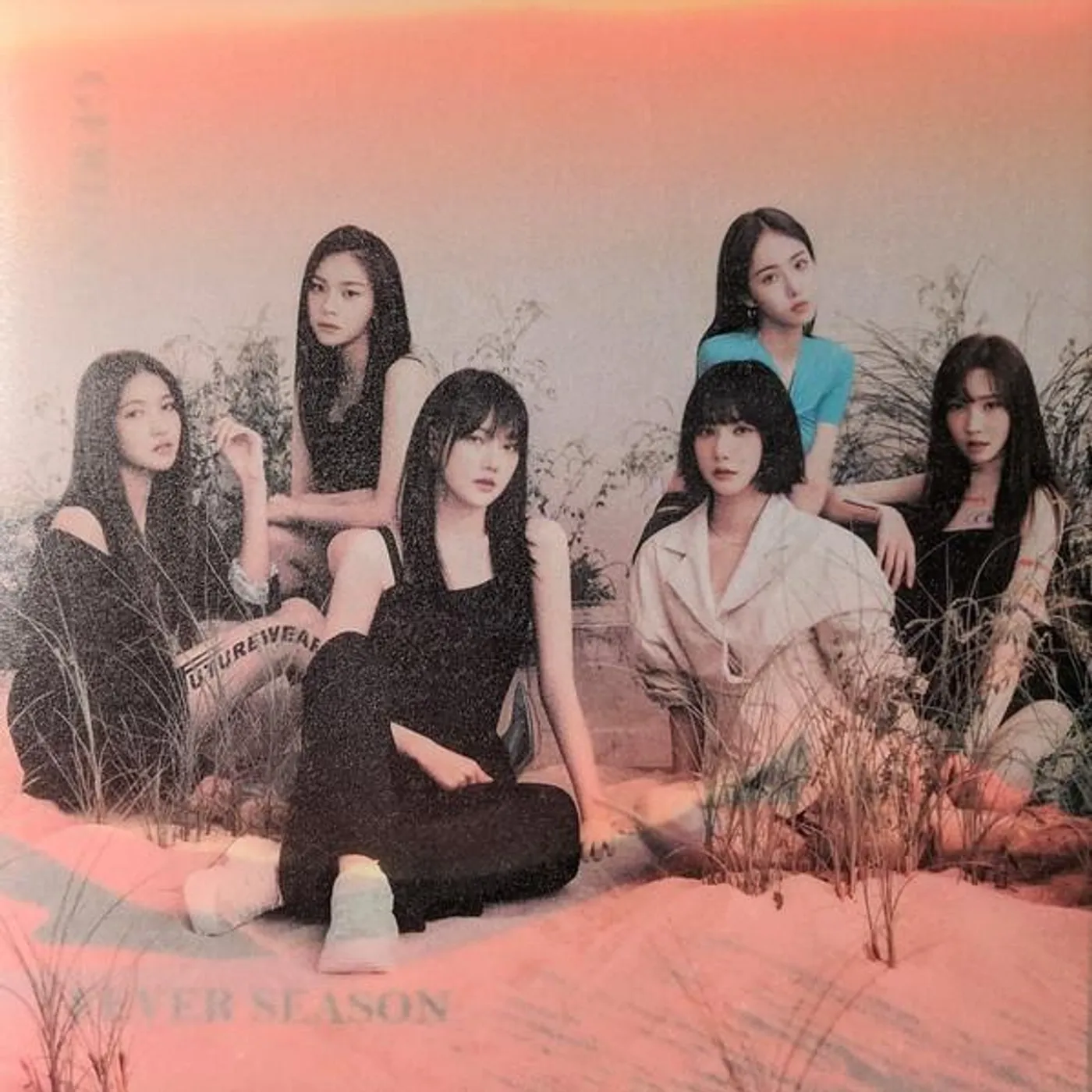 GFriend (여자친구) Fever Season (Random Cover/Photo Book/2 Photo Cards/Stickers/Import) Cd CD