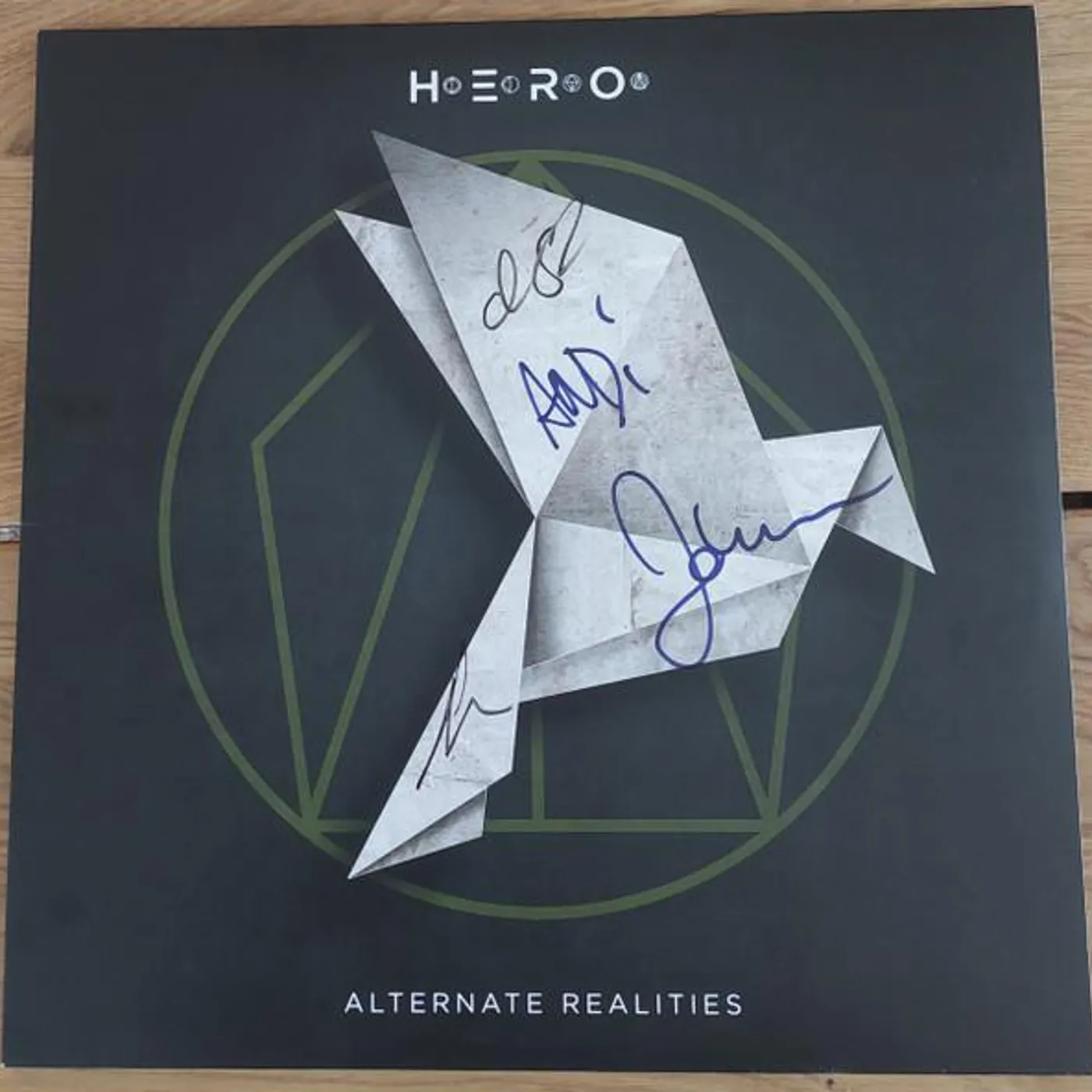H E R O ALTERNATE REALITIES Vinyl Record