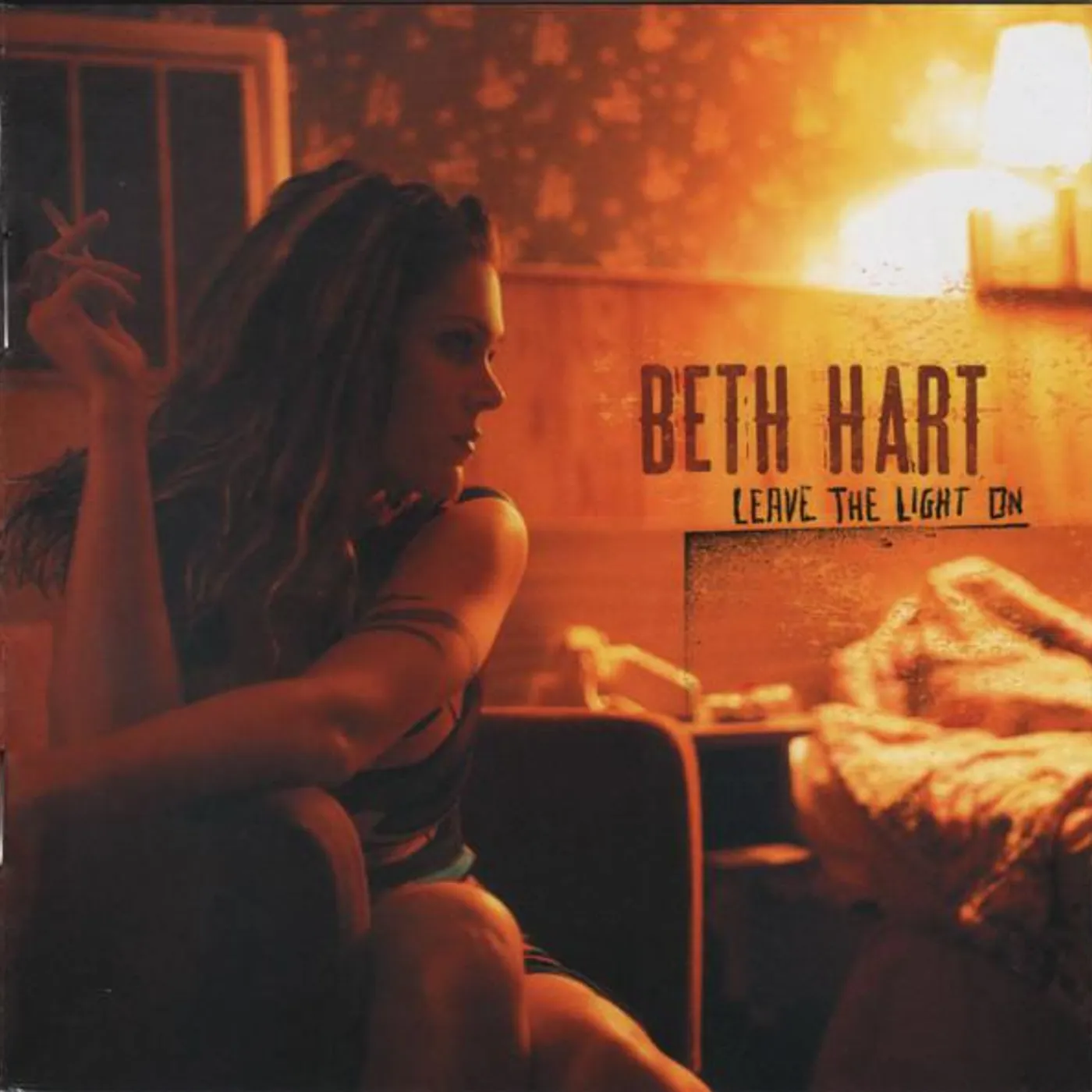 Beth Hart LEAVE THE LIGHT ON CD