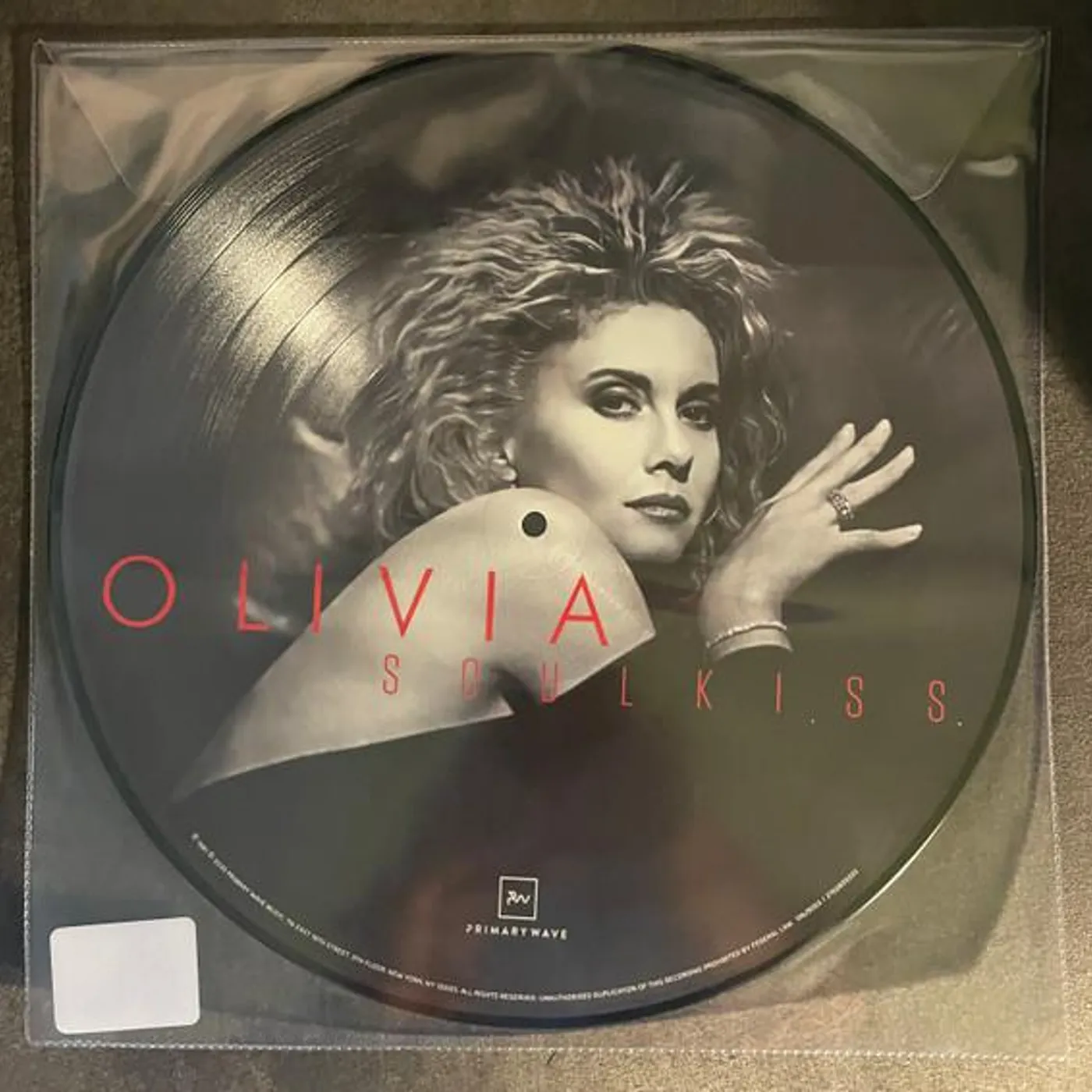 Olivia Newton-John SOUL KISS (REMASTERED 2023) (PICTURE DISC) Vinyl Record