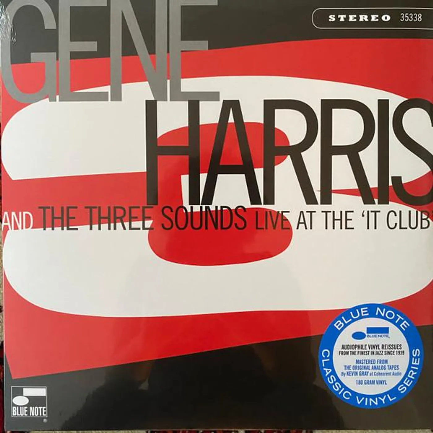 Gene Harris & The Three Sounds LIVE AT THE IT CLUB (BLUE NOTE CLASSICS SERIES) Vinyl Record