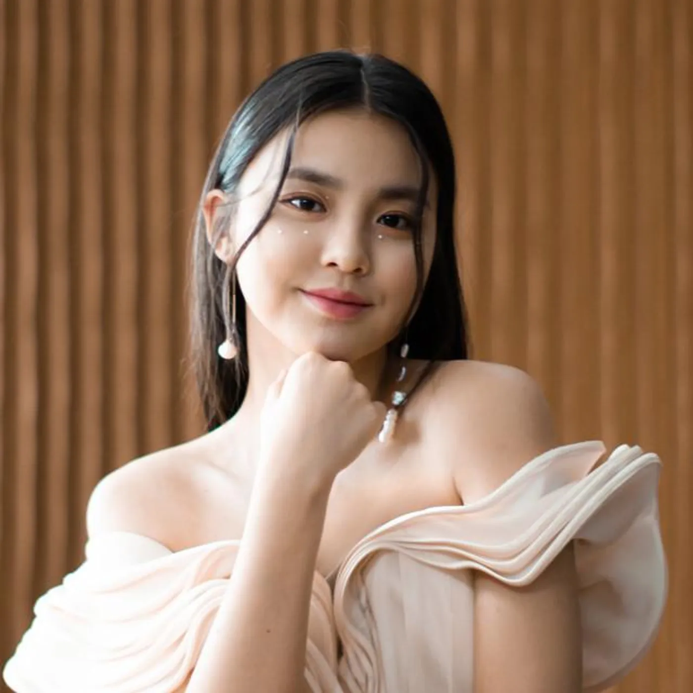 Chantel 姚焯菲