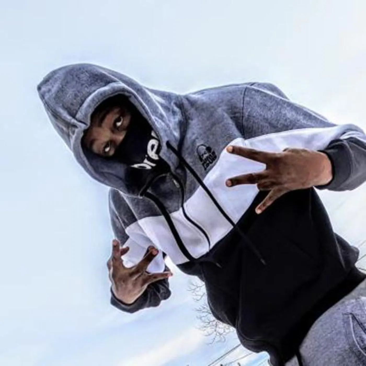 100 Kufis Brand Page