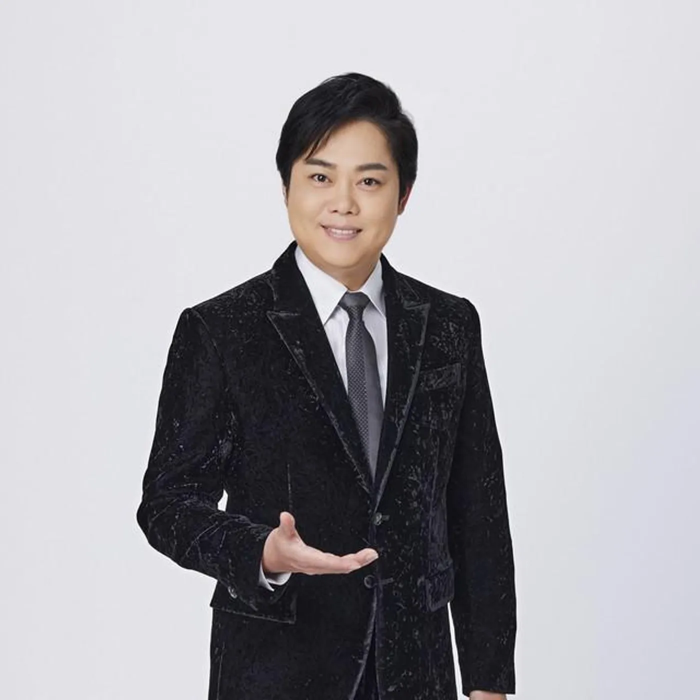 三山ひろし Brand Page