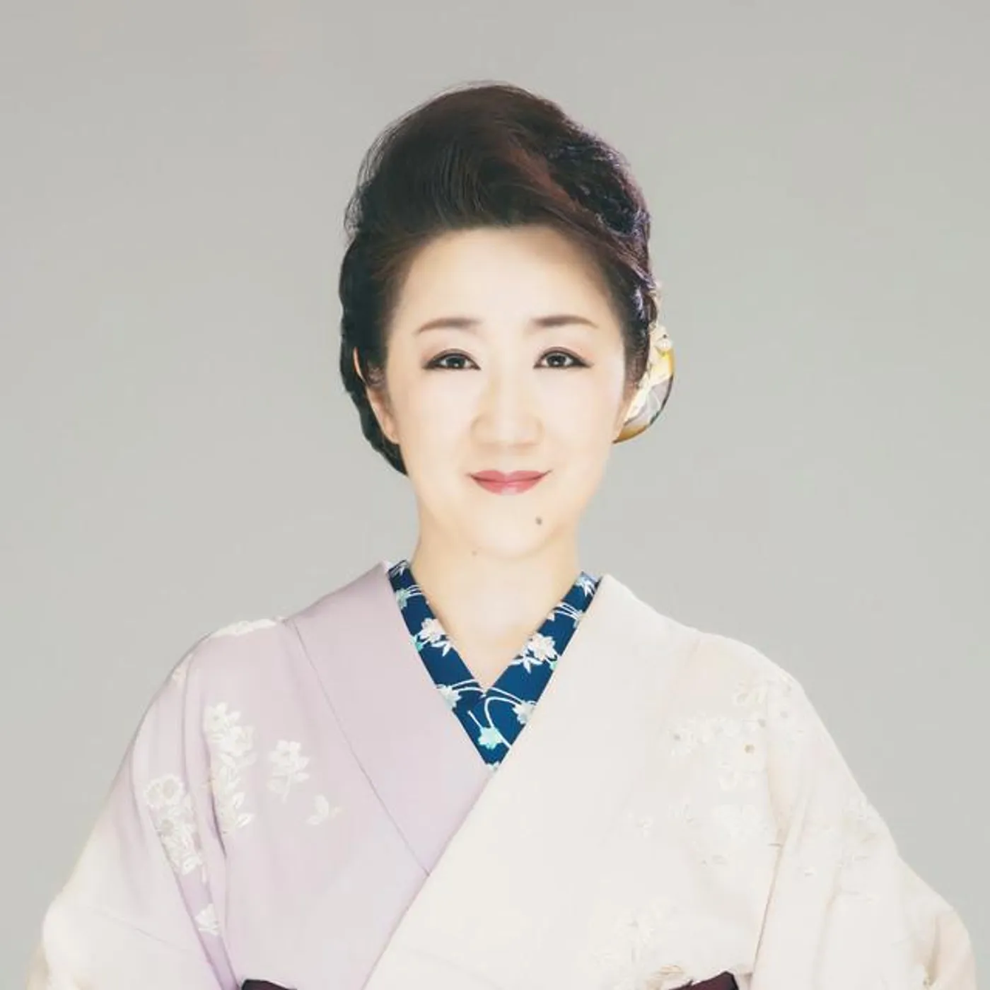 入山アキ子