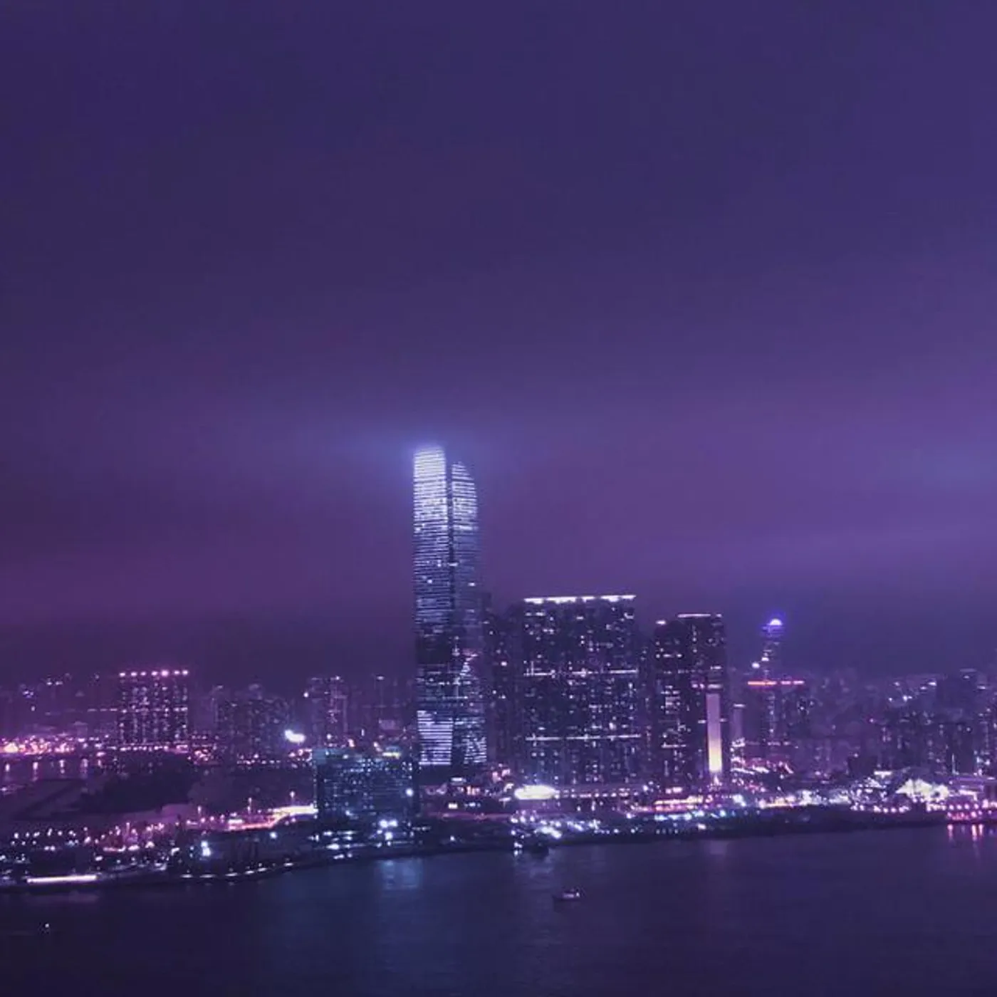 沙漠里的沙子晚上很温暖