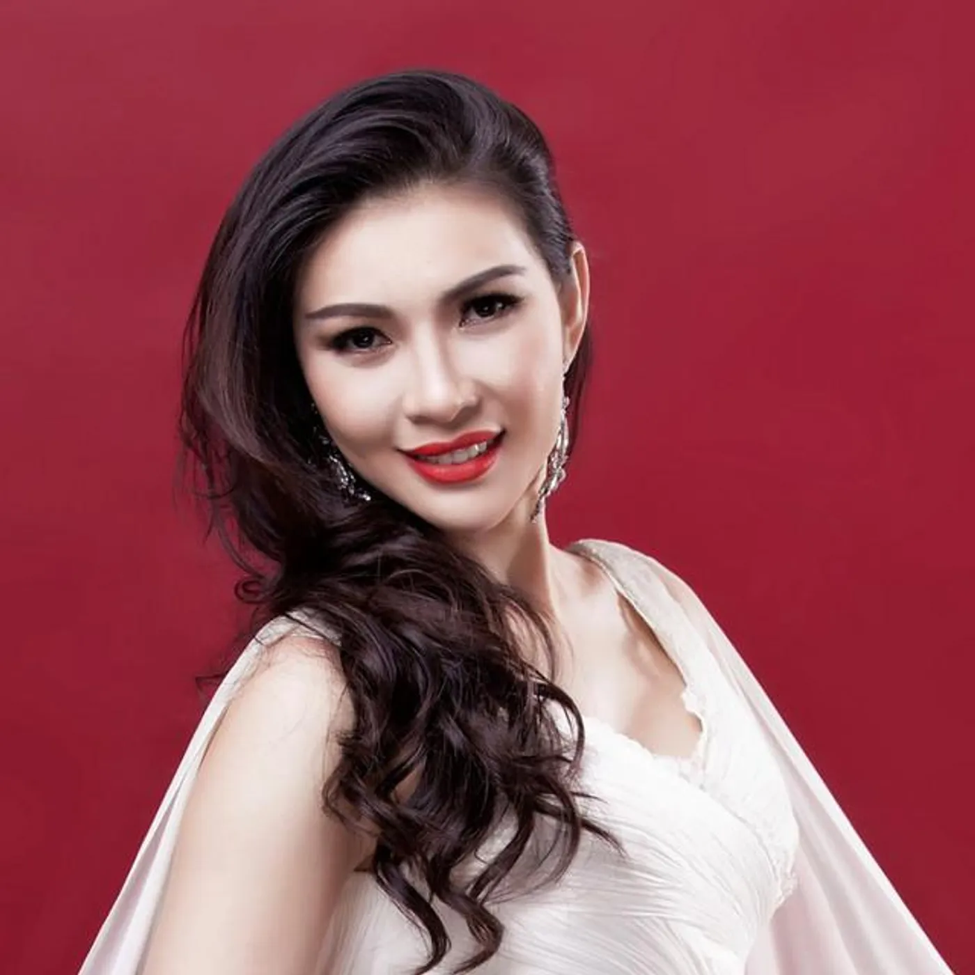Mai Lệ Quyên Brand Page