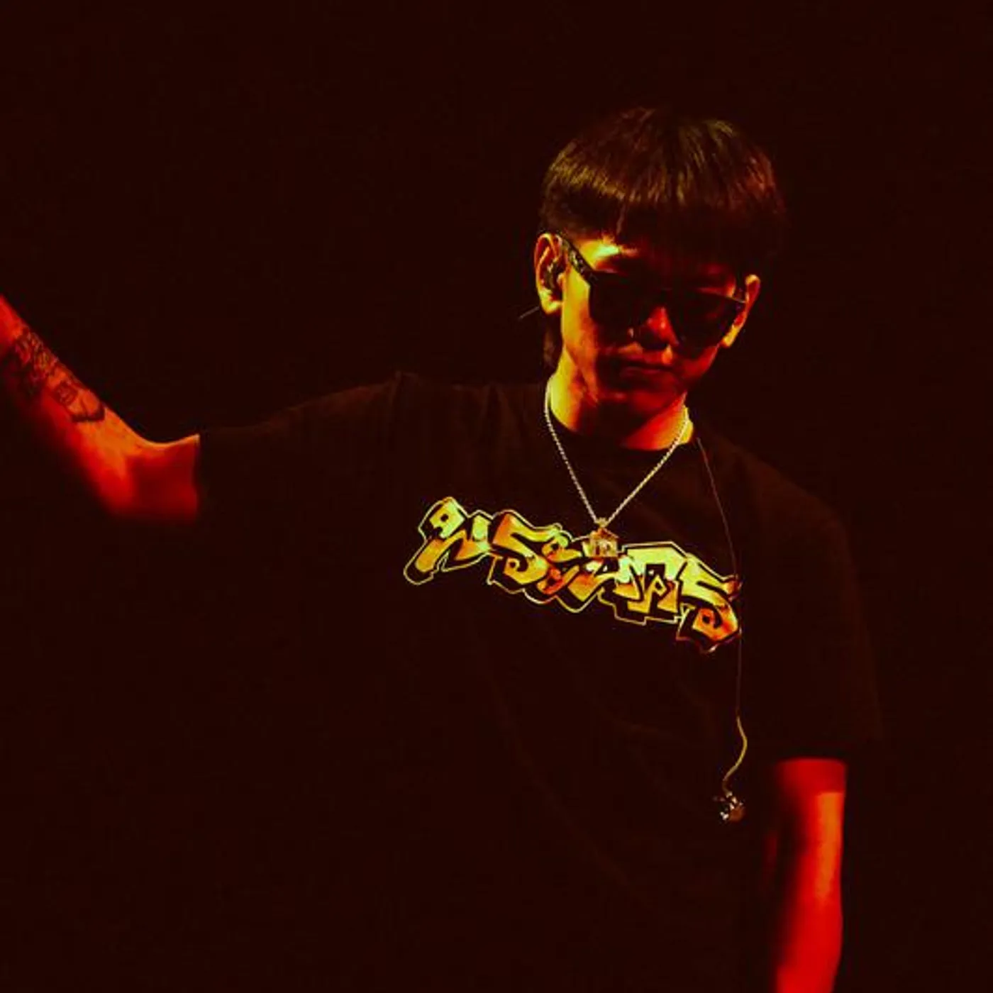 4BANG Brand Page