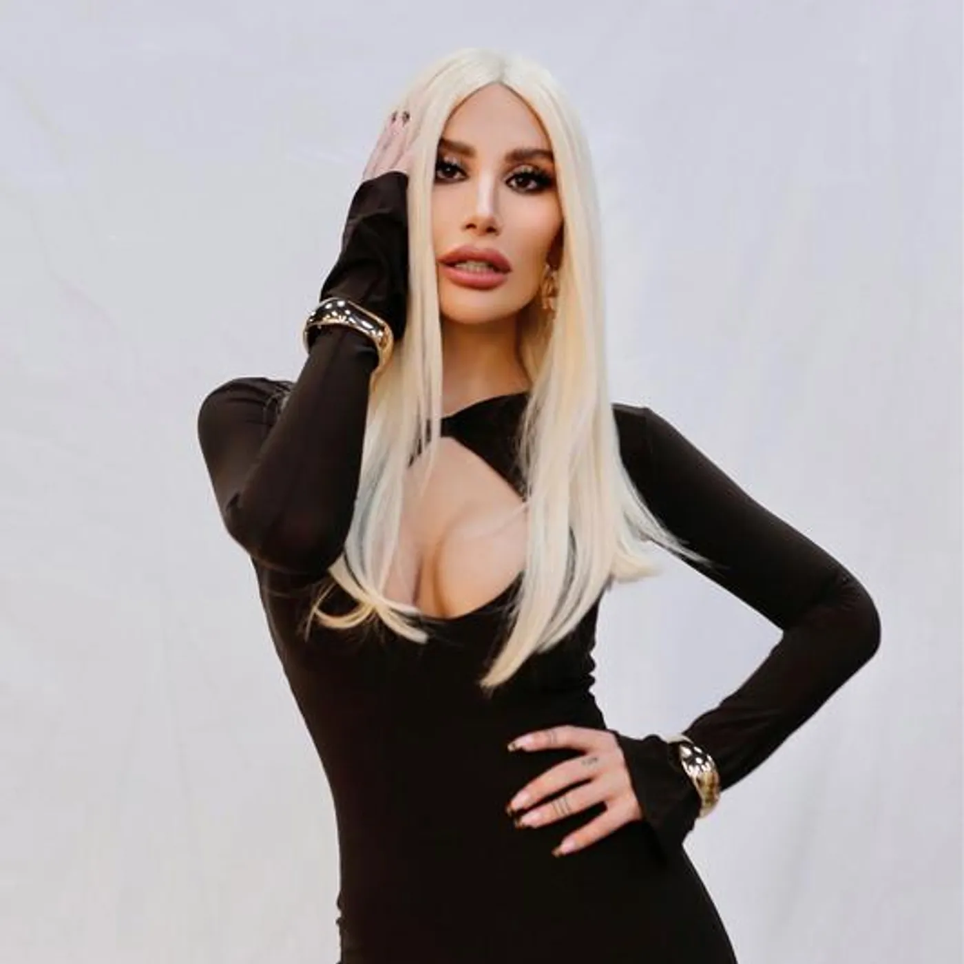 İrem Derici