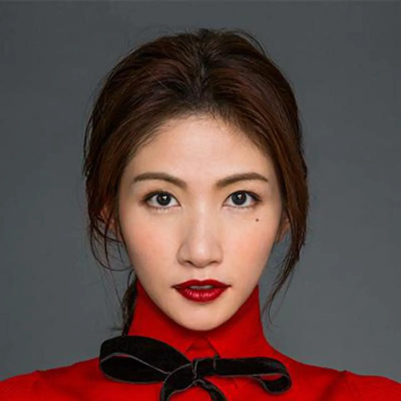 李千那