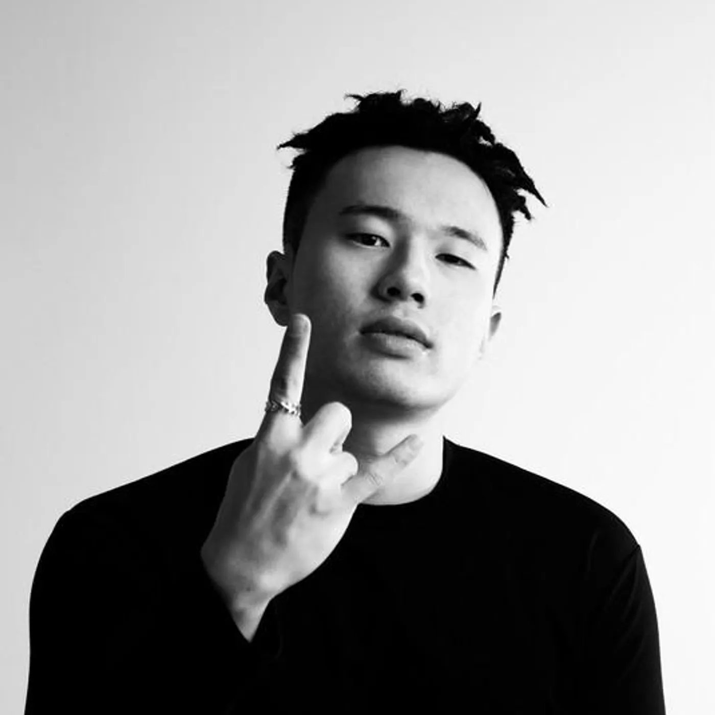 부현석
