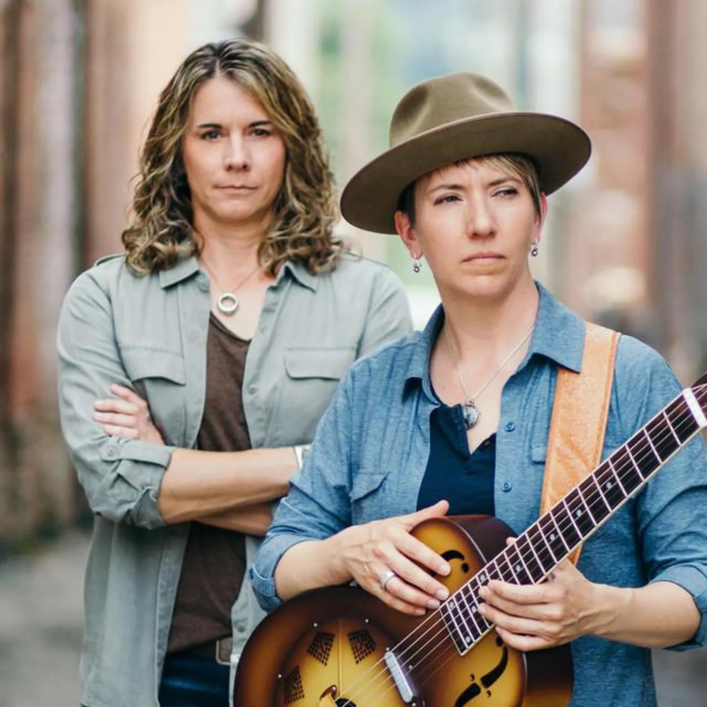 Cari Ray & The Shaky Legs