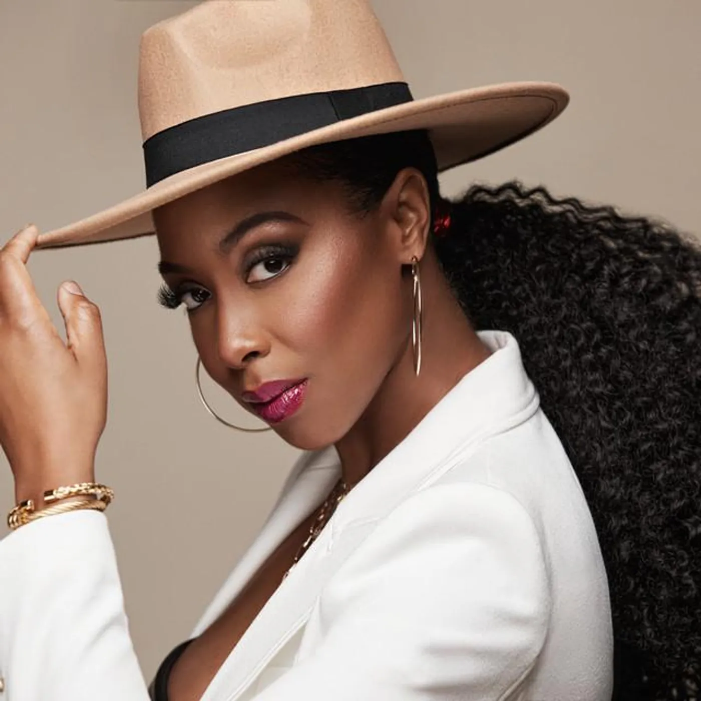 Carolyn Malachi Brand Page