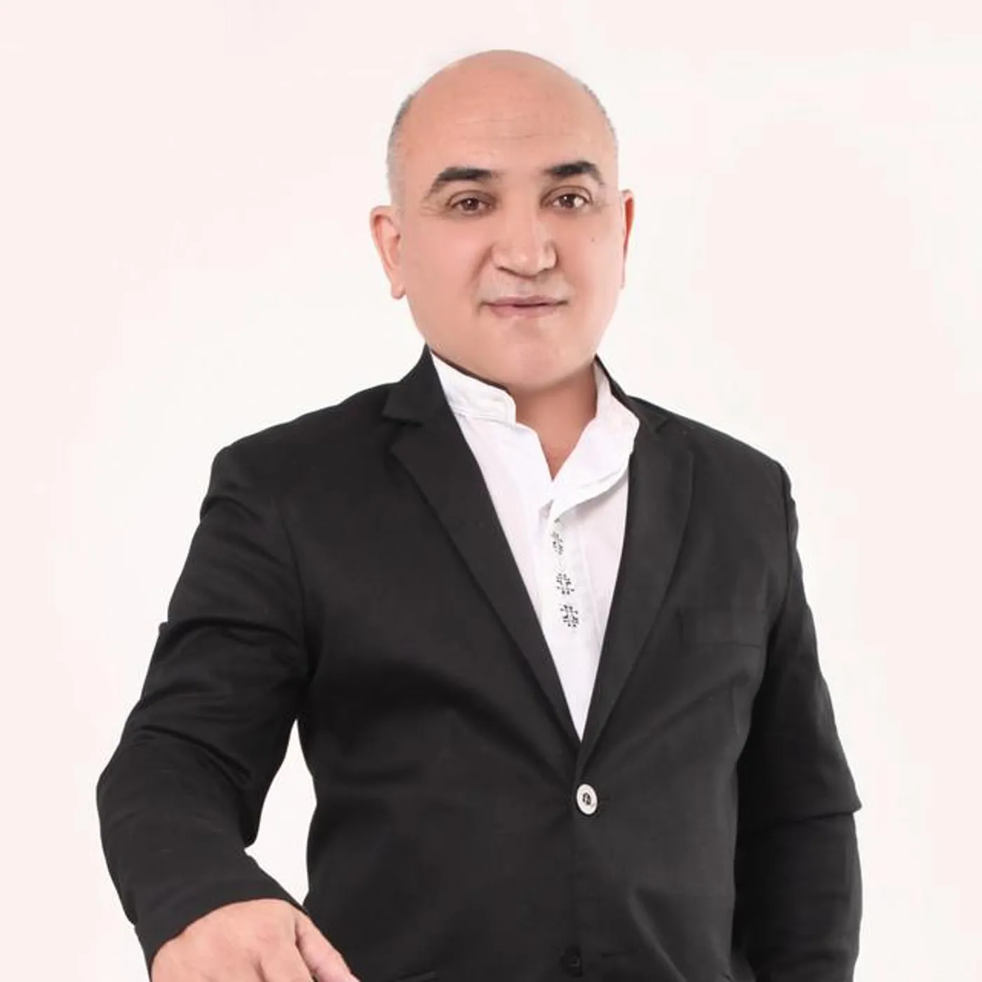 Cesar Aviles
