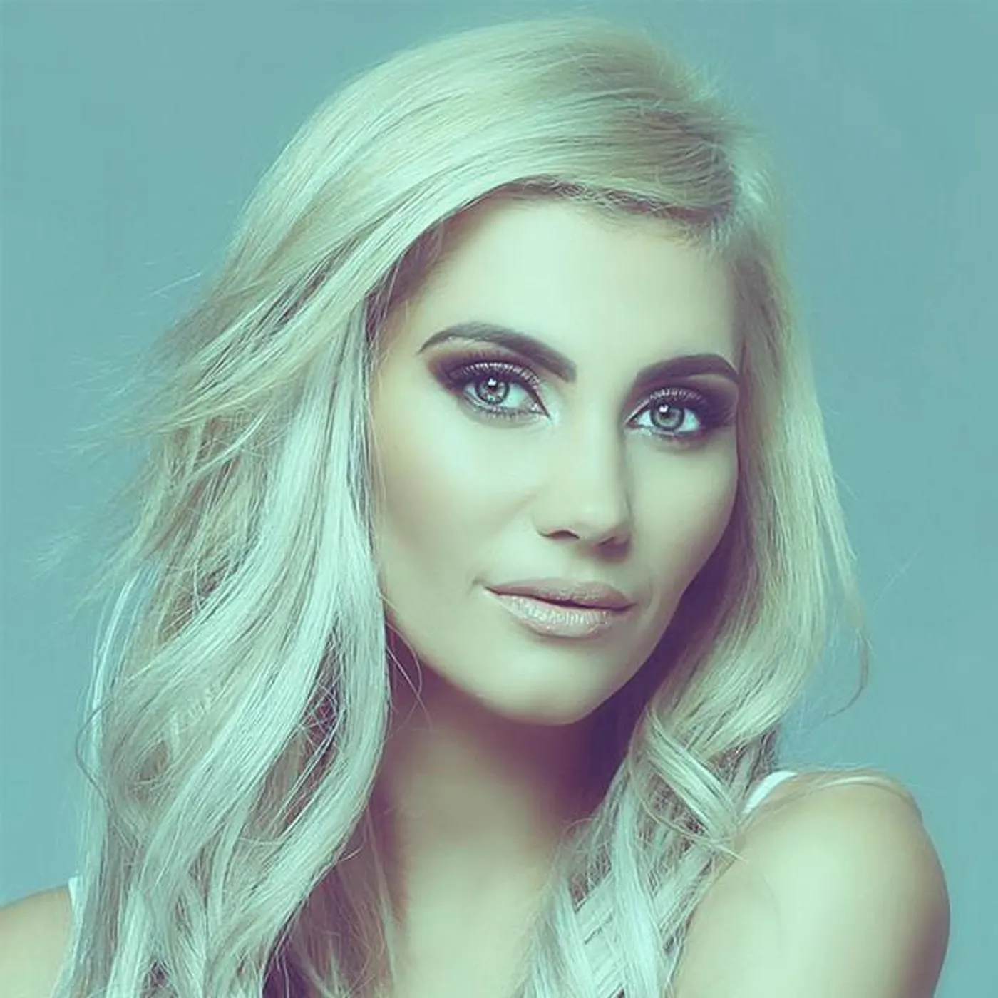 CHARLIZE BERG Brand Page