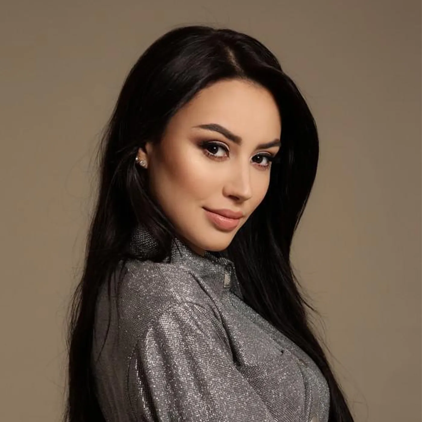 Claudia Arce