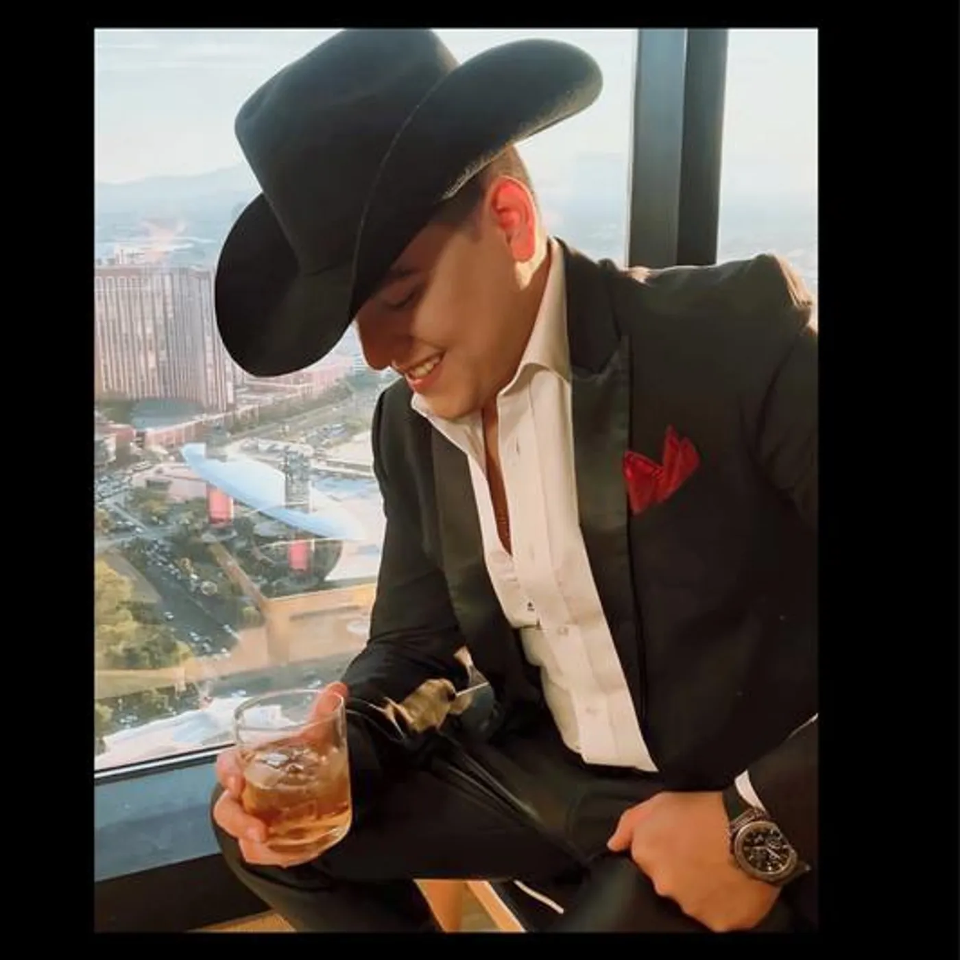 Cristian Jacobo Brand Page