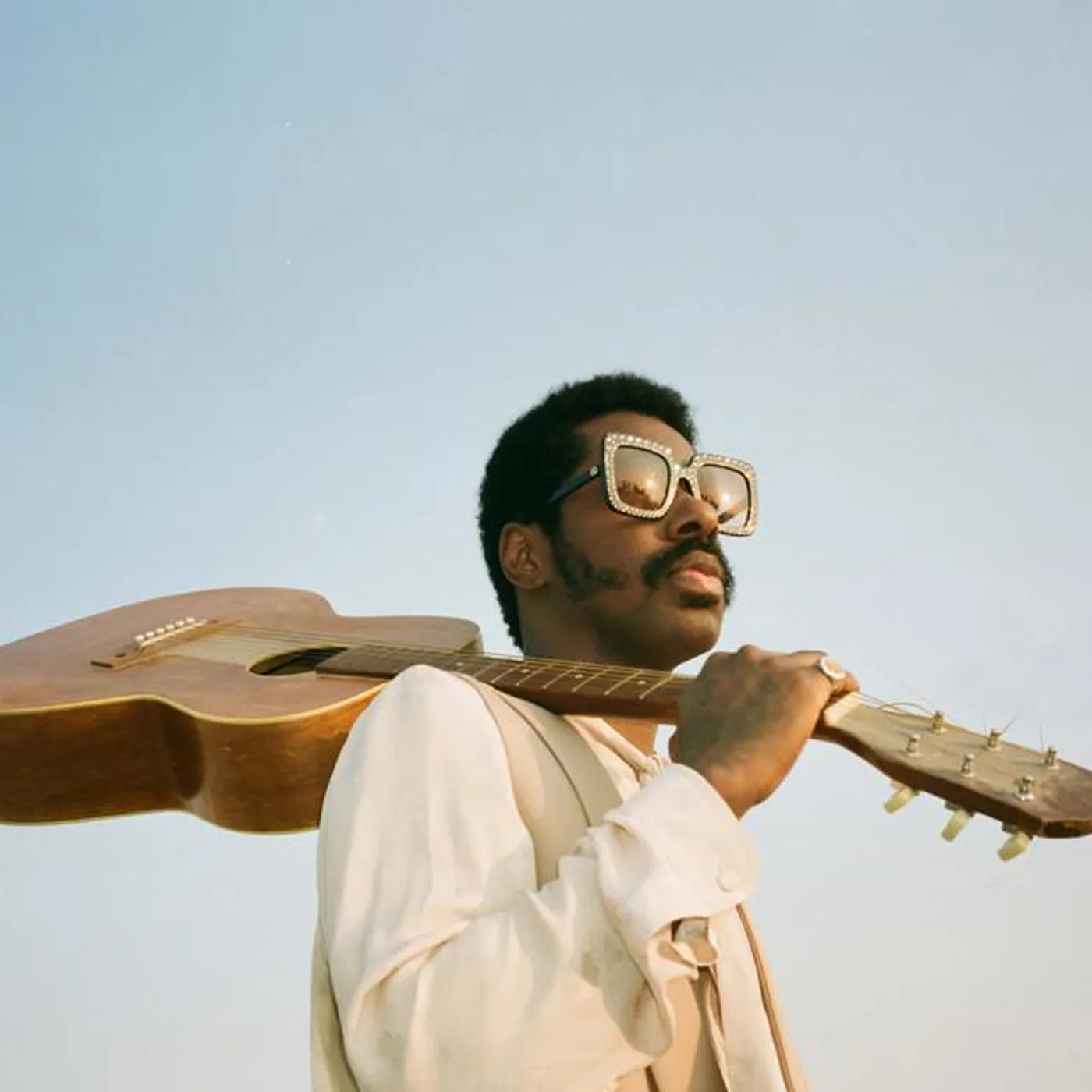 Curtis Harding Brand Page