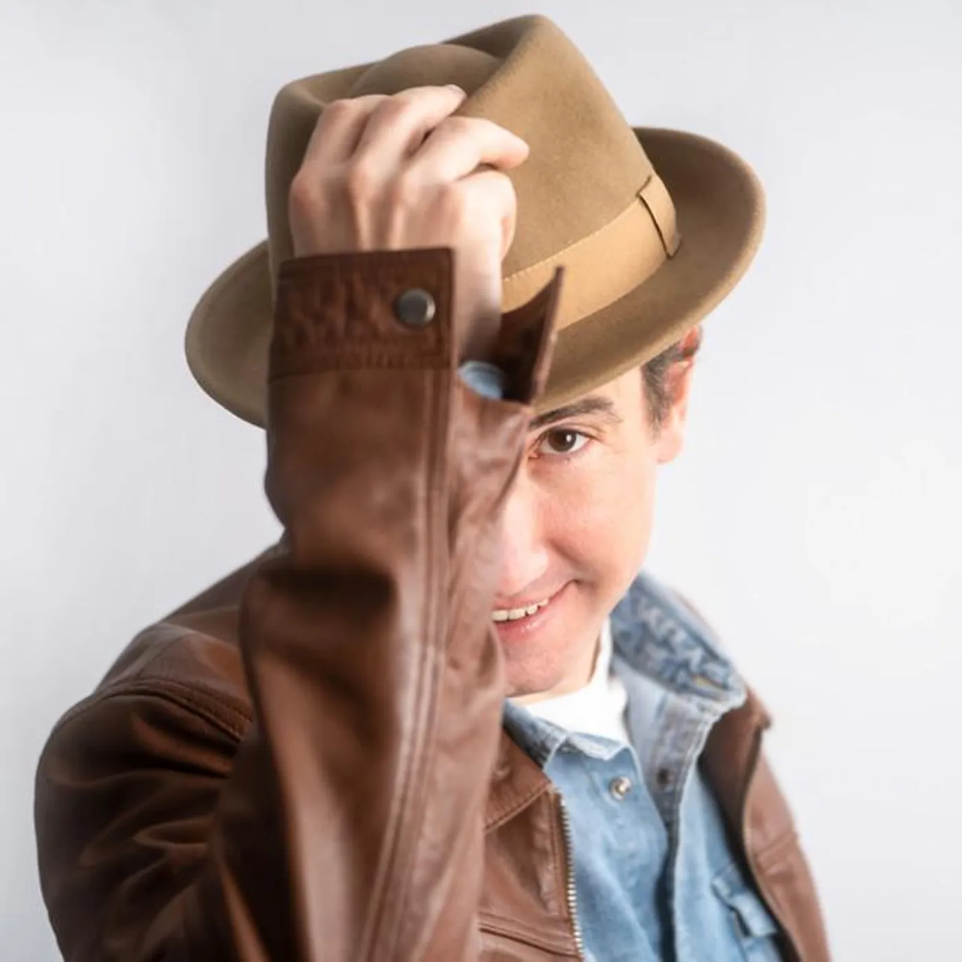 Cyrille Dubois Brand Page
