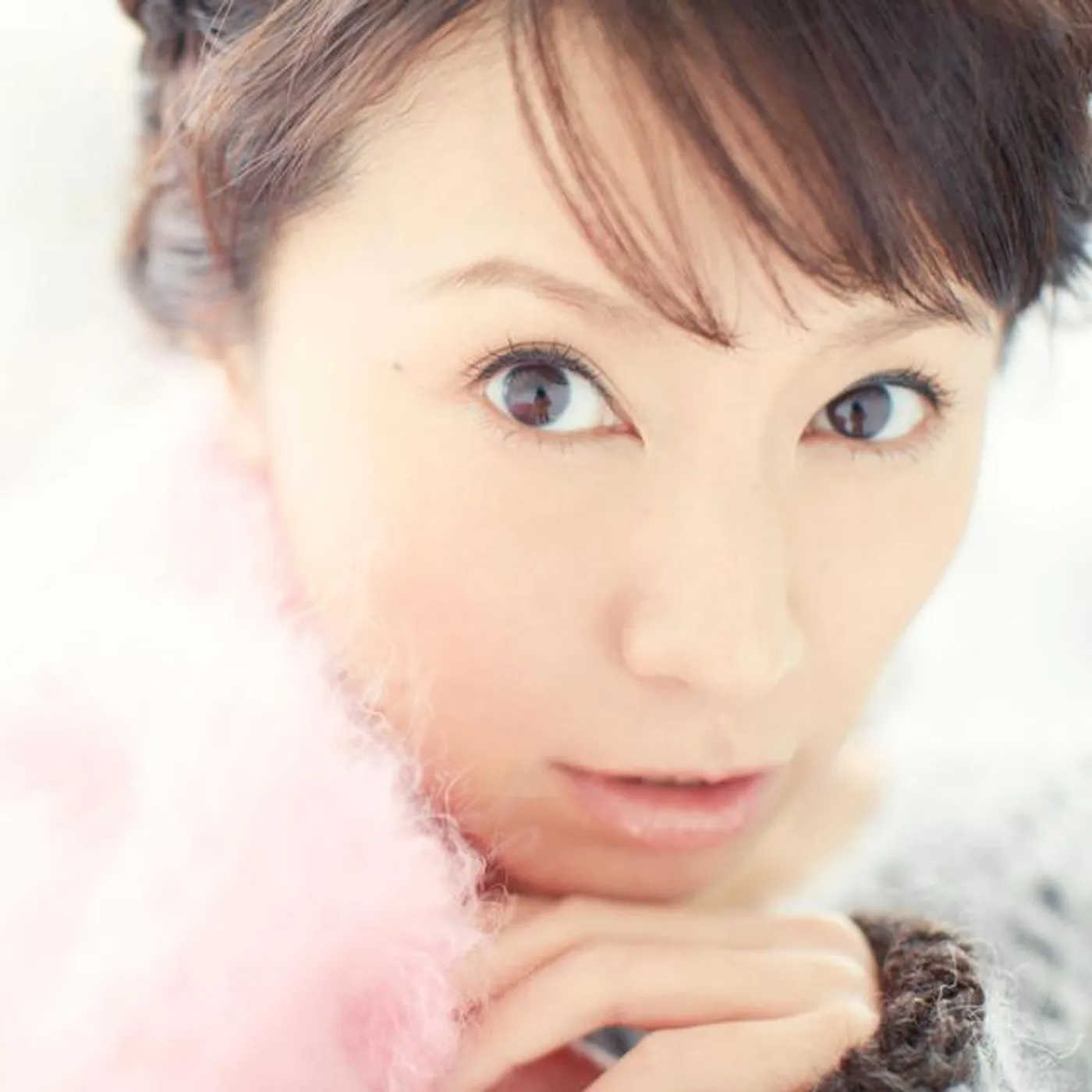 Ami Suzuki Brand Page