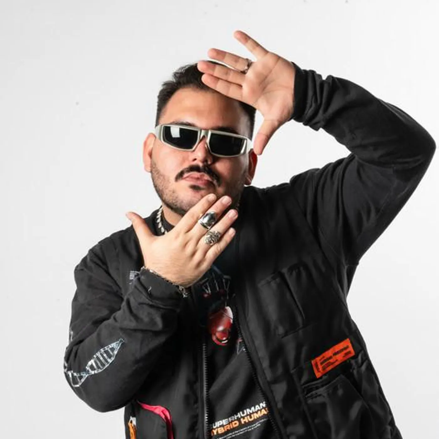 Andruss Brand Page
