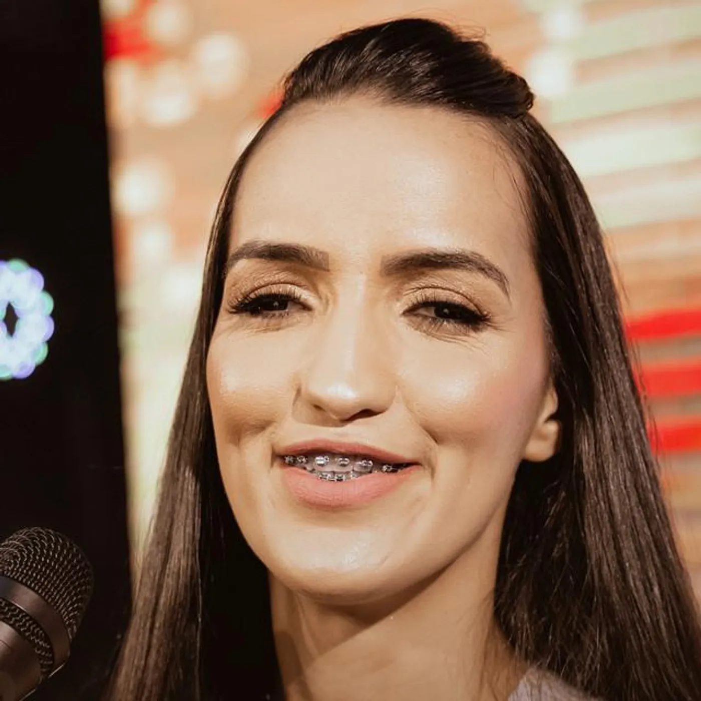 Angélica Azevedo Oficial