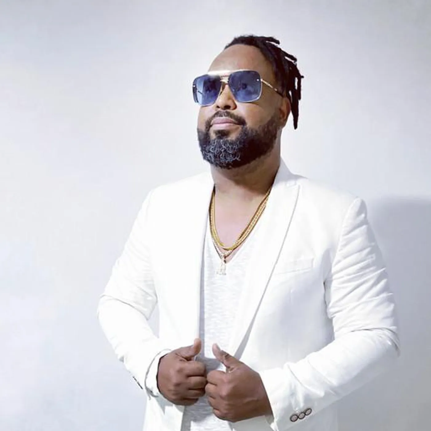 Angel Yos Brand Page