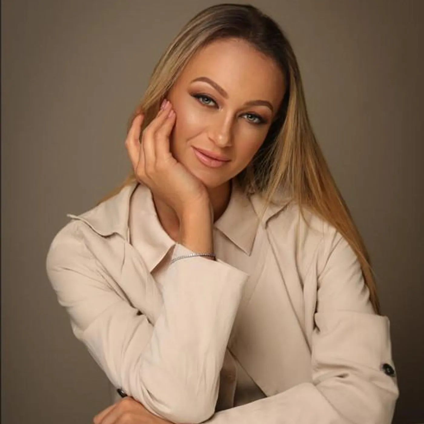 Anlia Star Brand Page