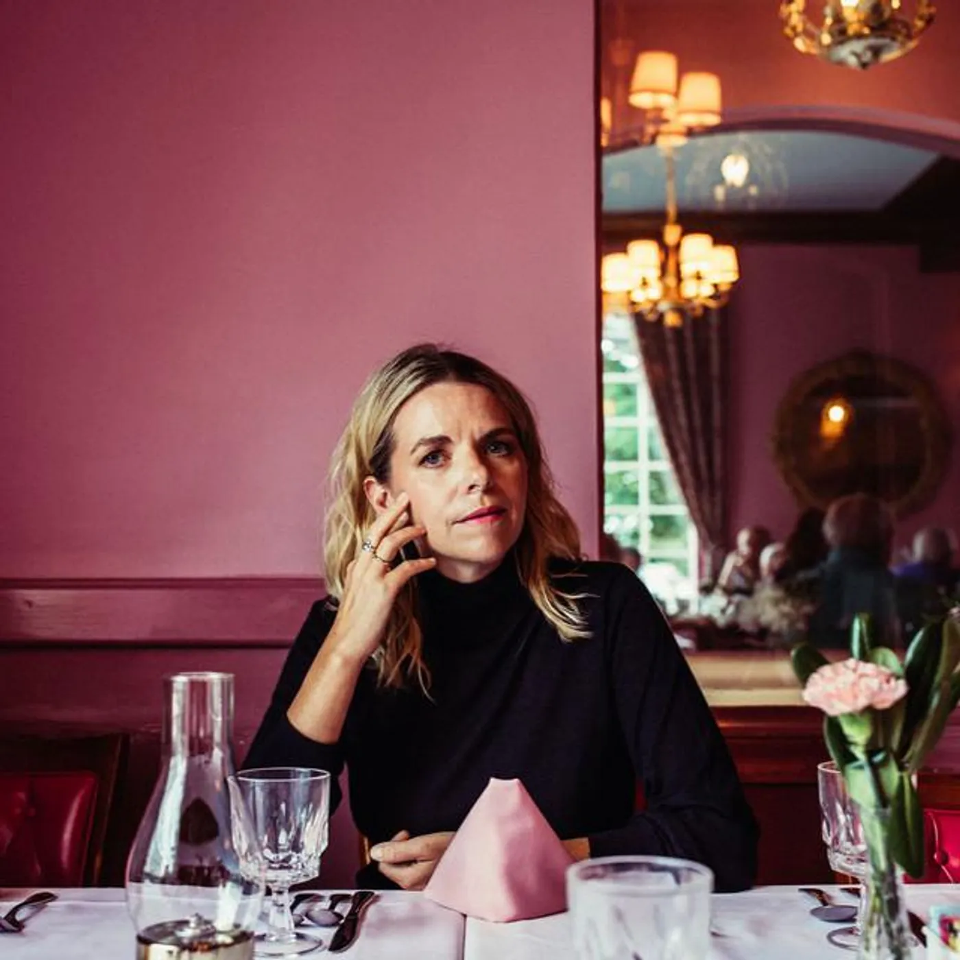 Aoife O'Donovan Brand Page