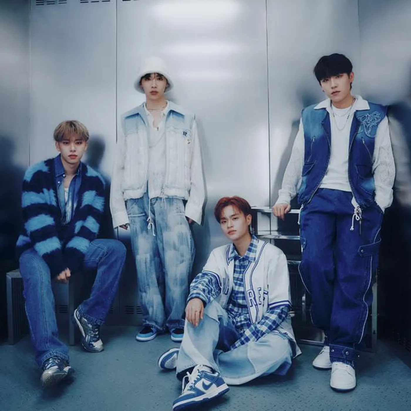 Wanna One Store: Official Merch & Vinyl