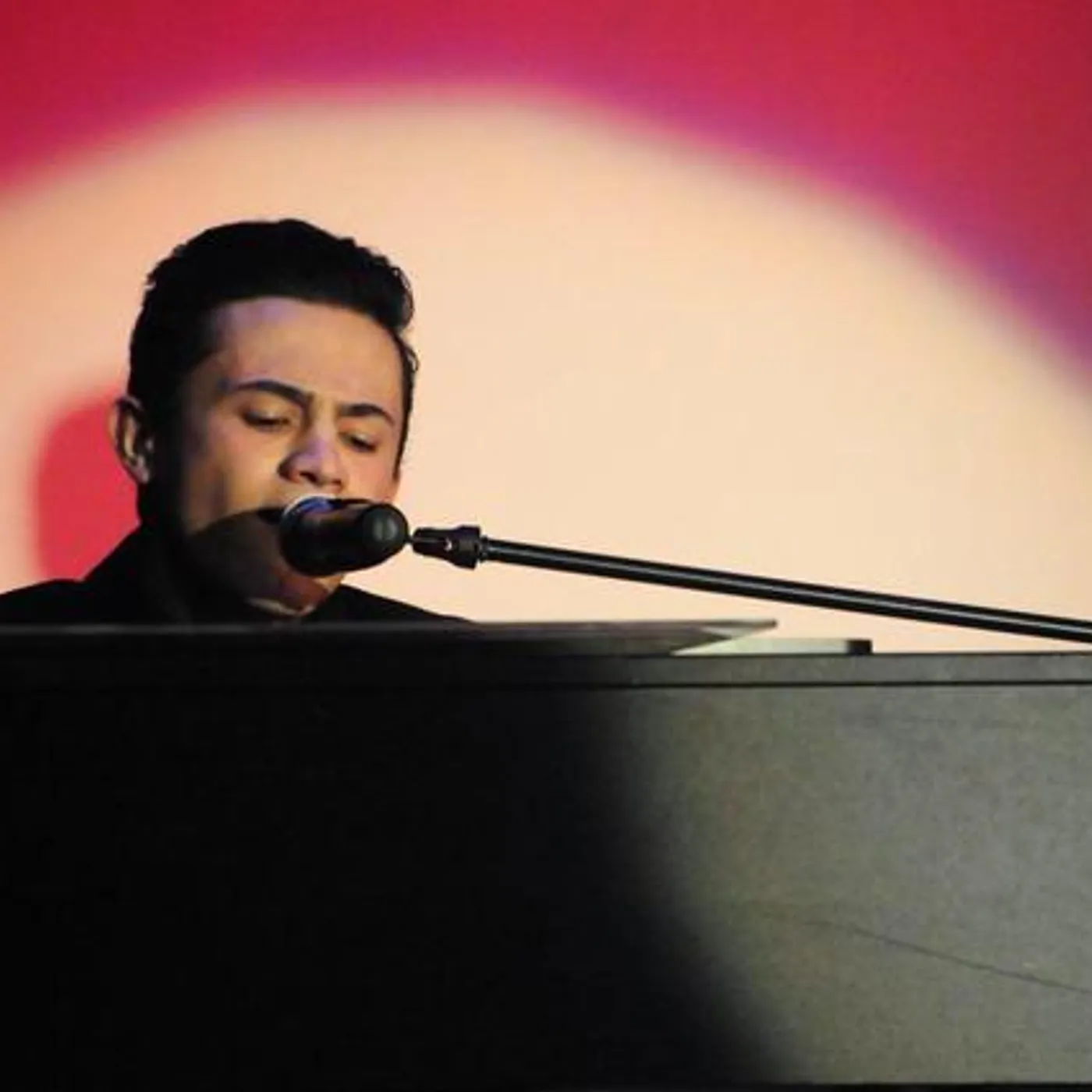 Alberto Gomez Brand Page