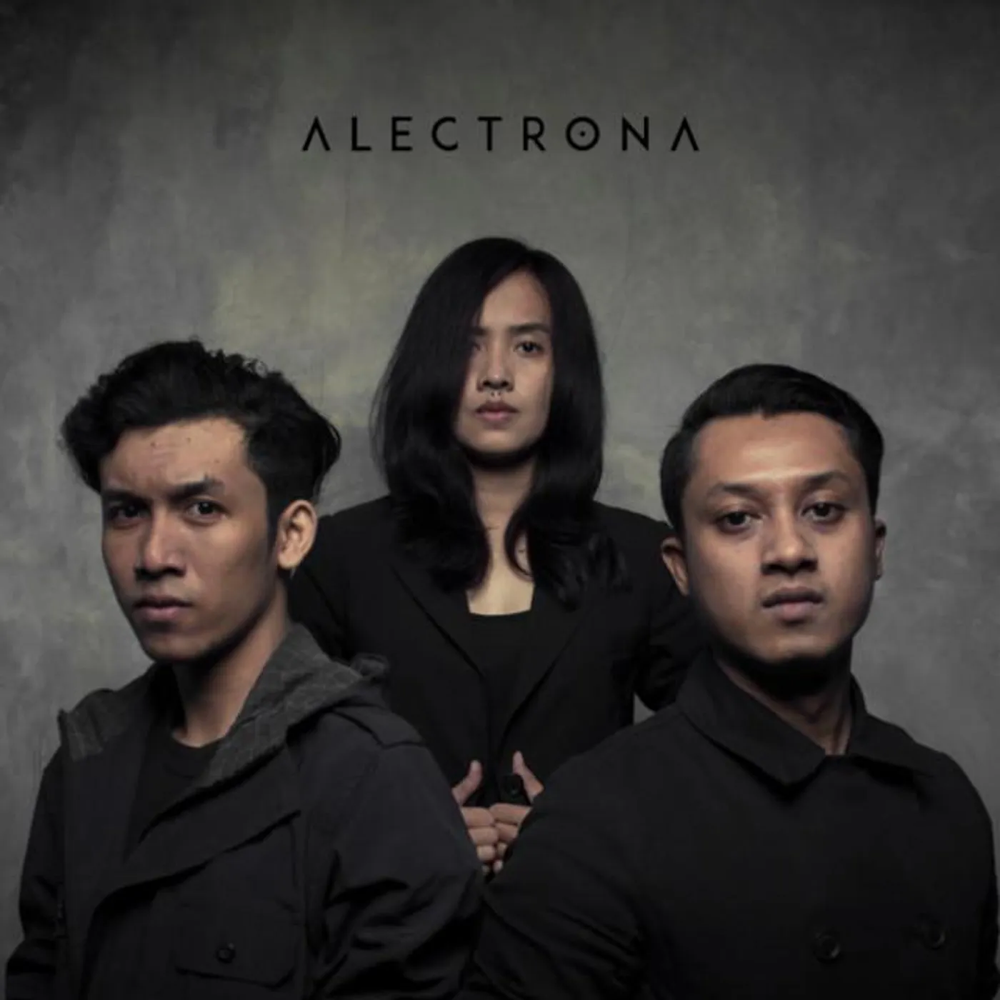 Alectrona