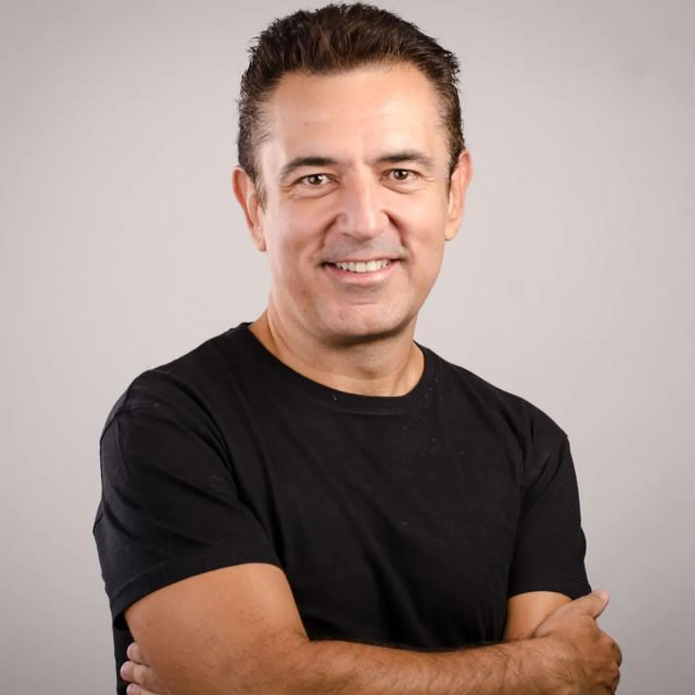 Alejandro De Pinedo Brand Page