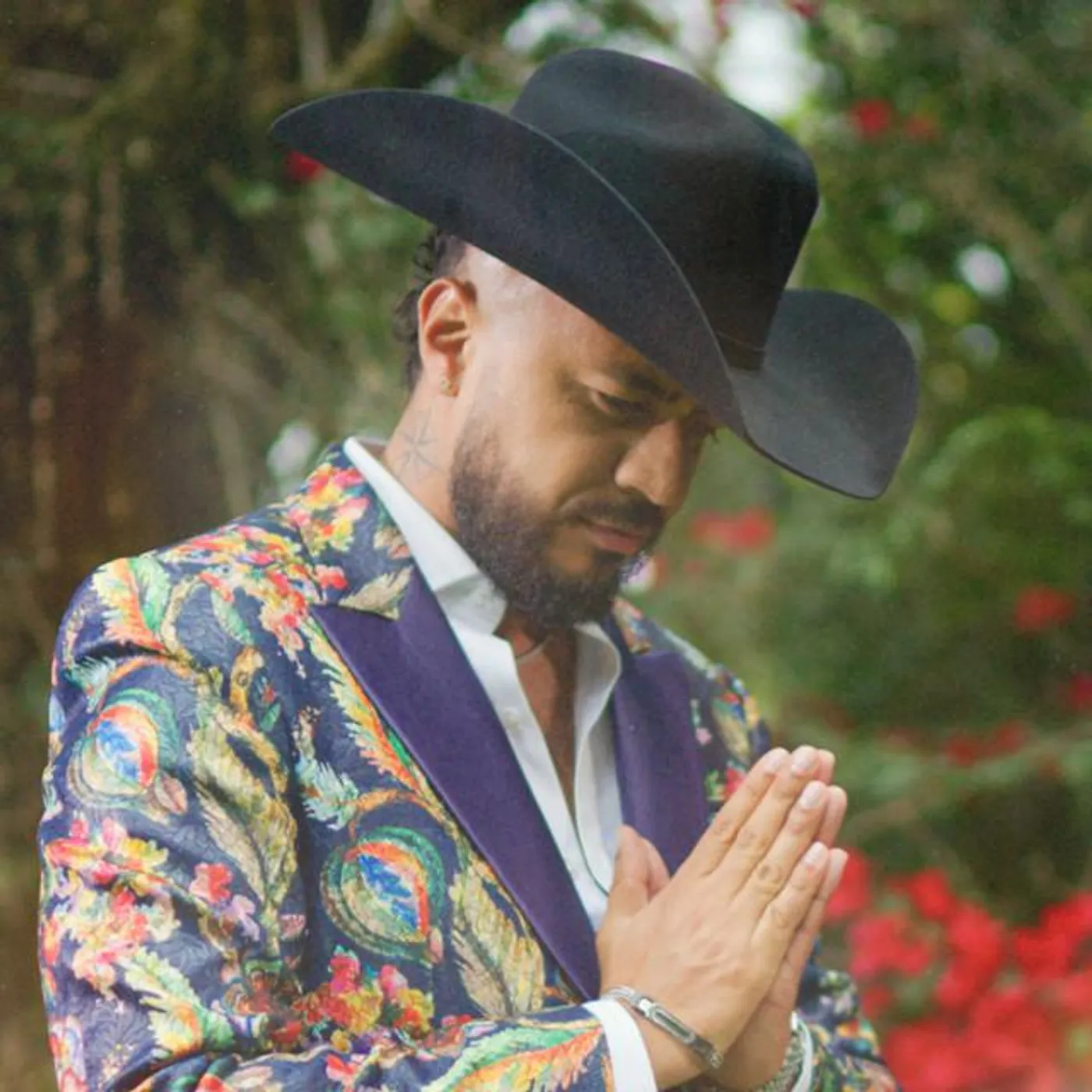 Alexis Cortés Brand Page