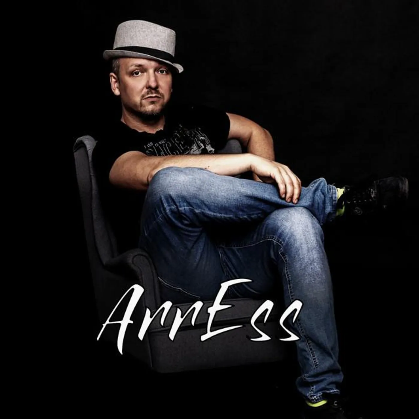 ArrEss Brand Page