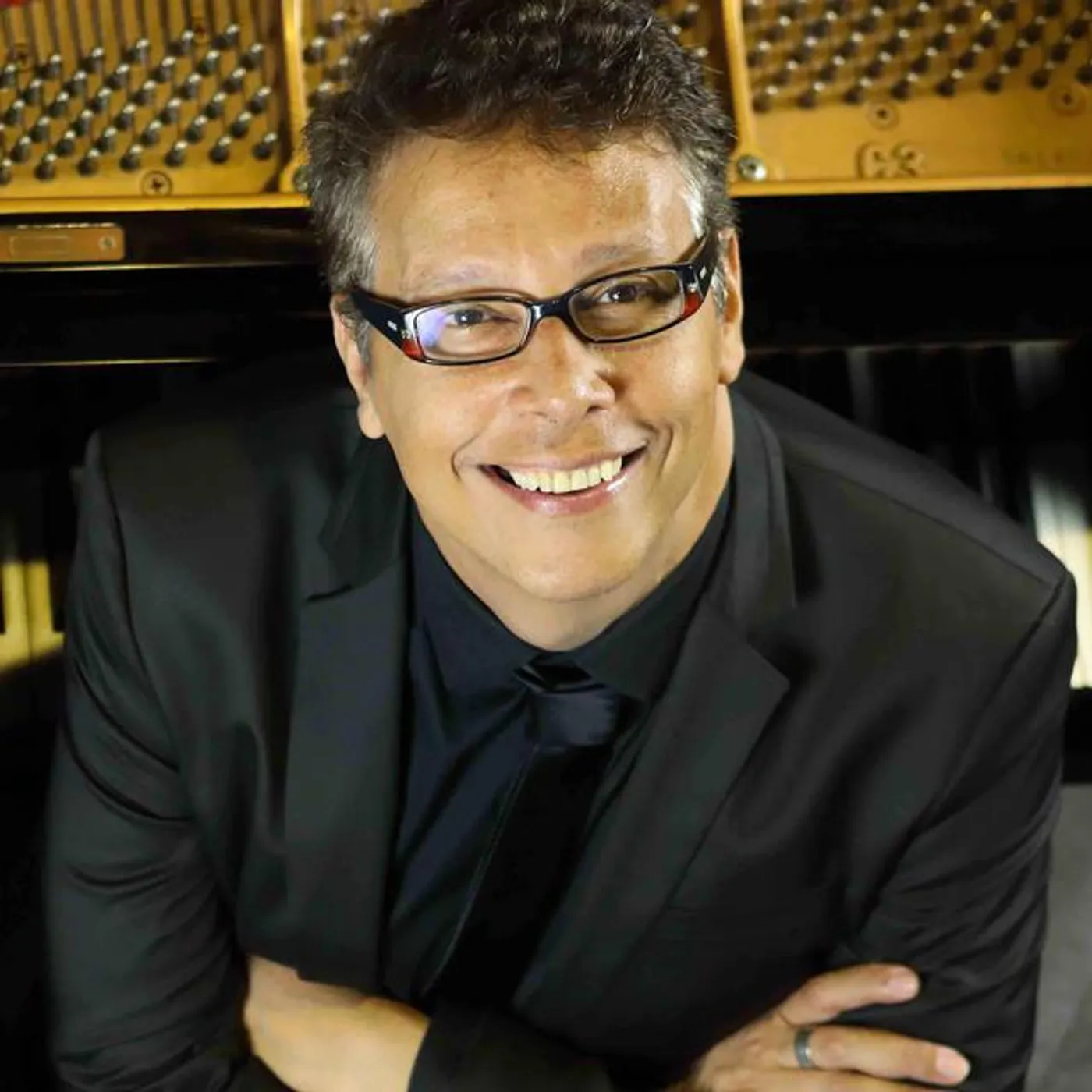 Augusto Martins Brand Page