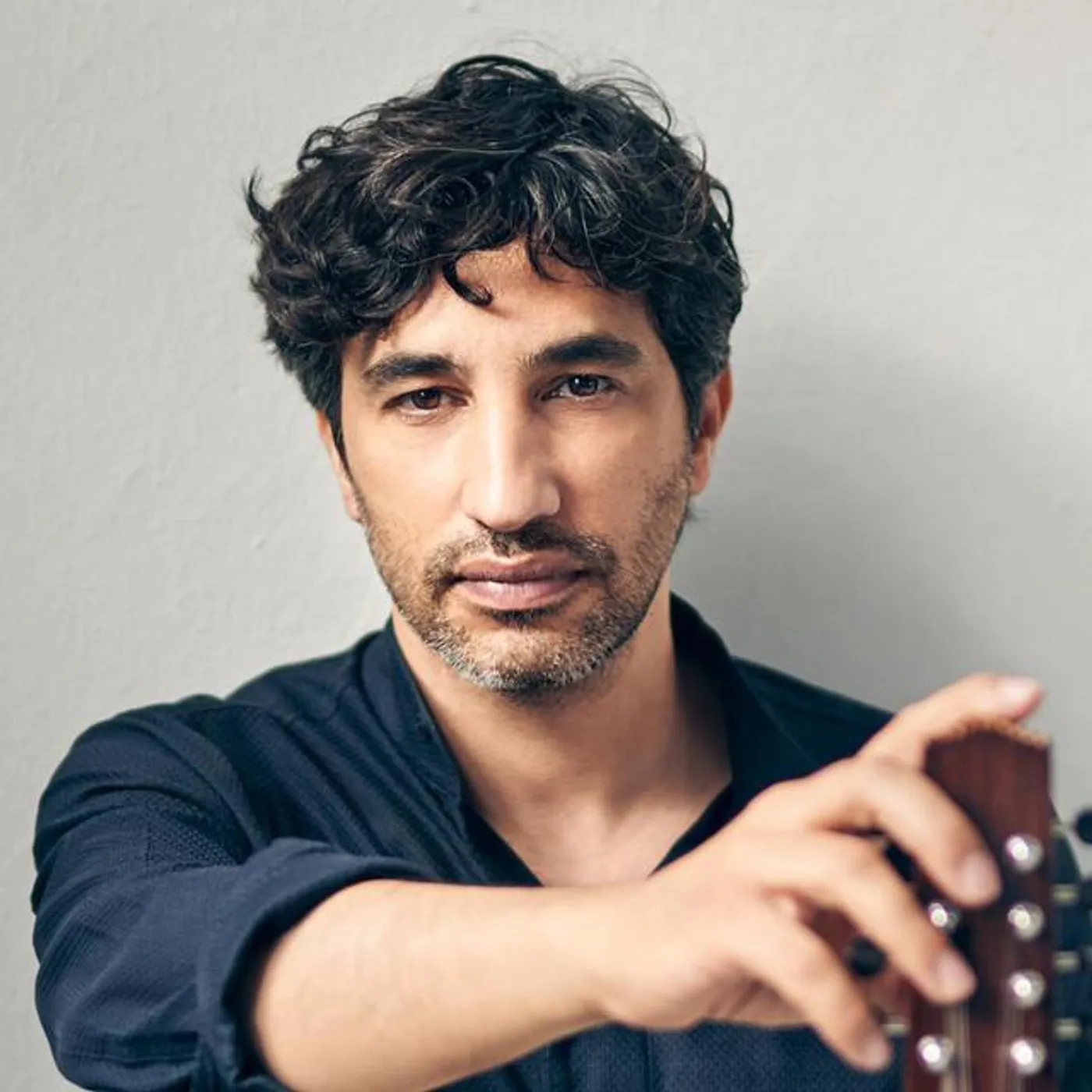 Avi Avital Brand Page