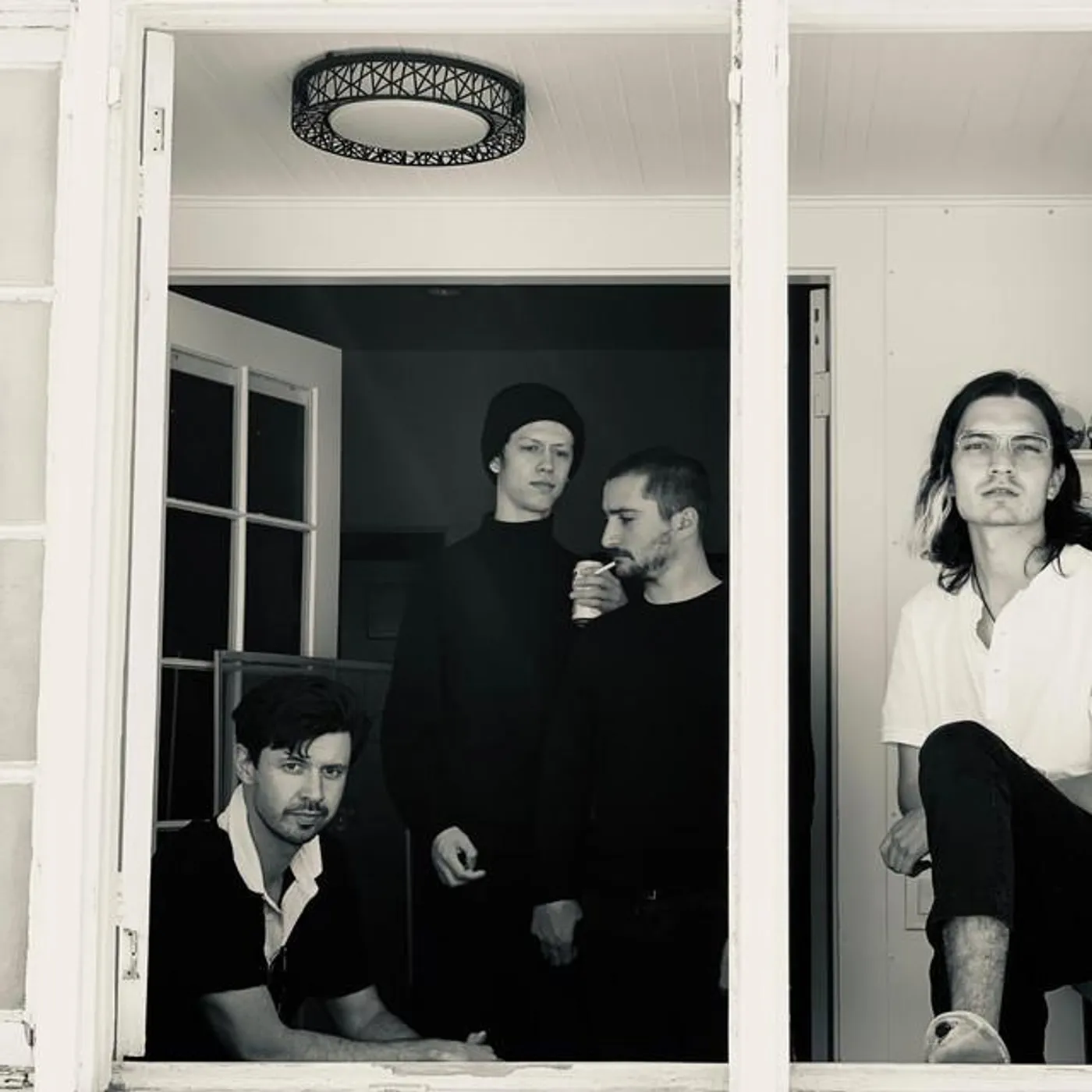 Band Aparte Brand Page