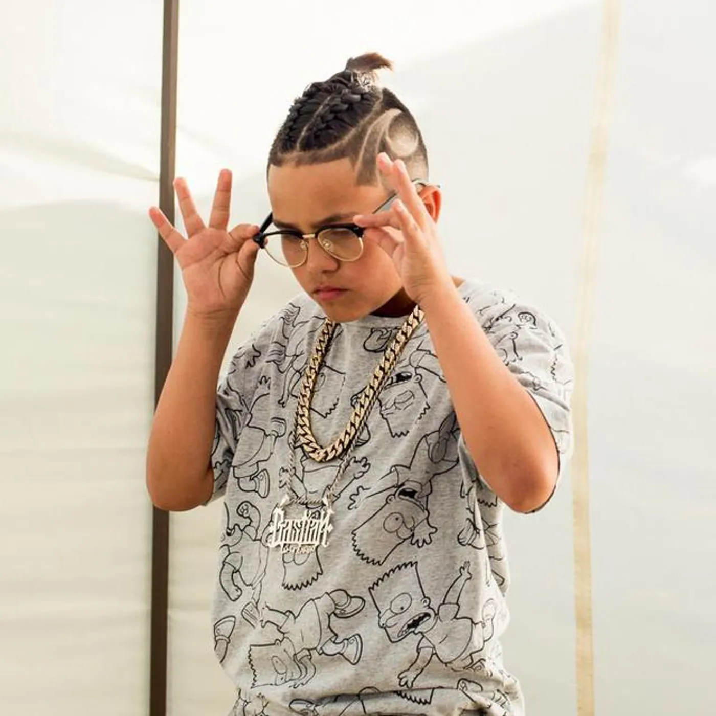 Bastian la Amenaza Brand Page