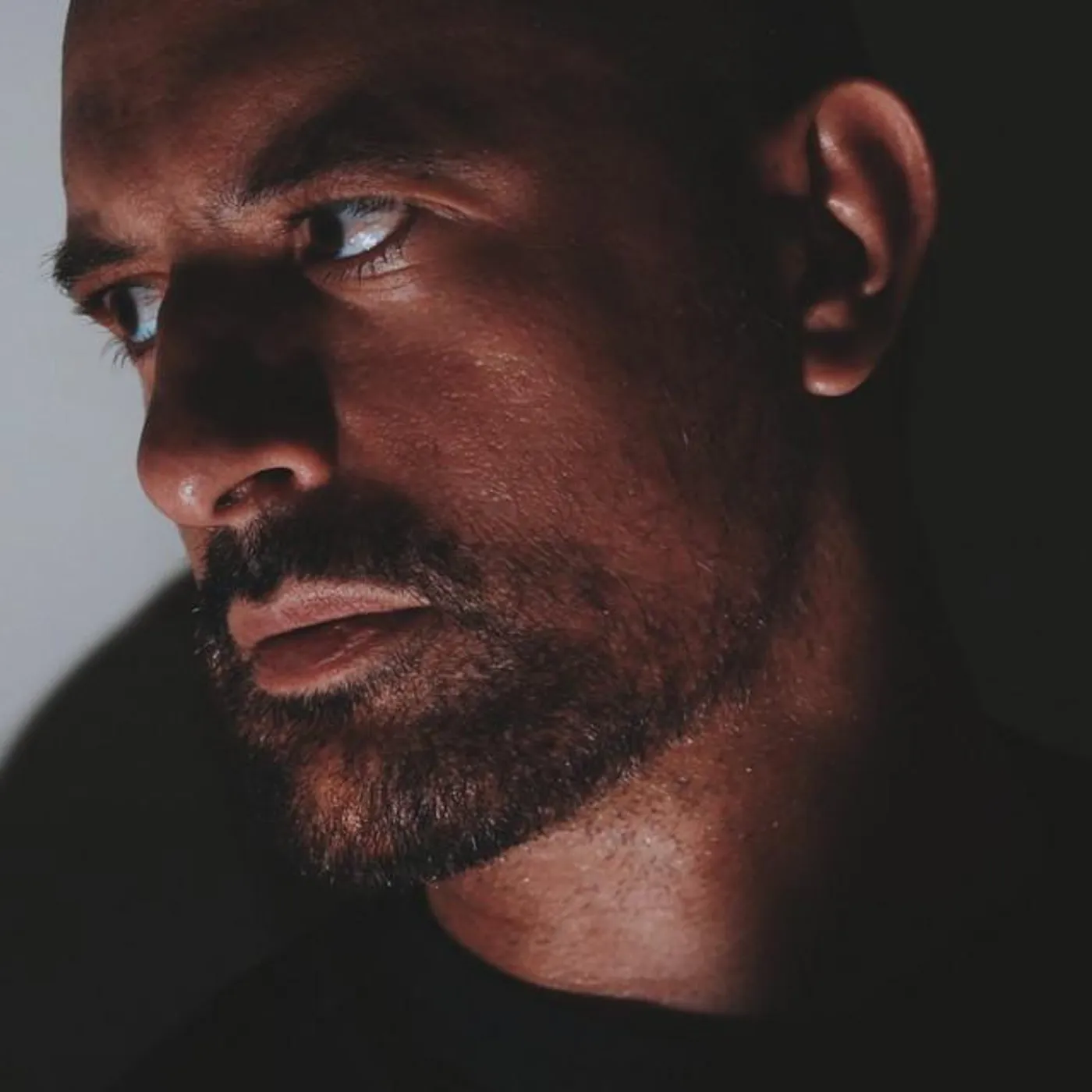 Benja Molina Brand Page