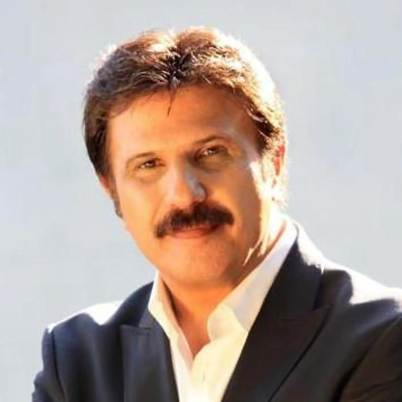 Bijan Mortazavi Brand Page