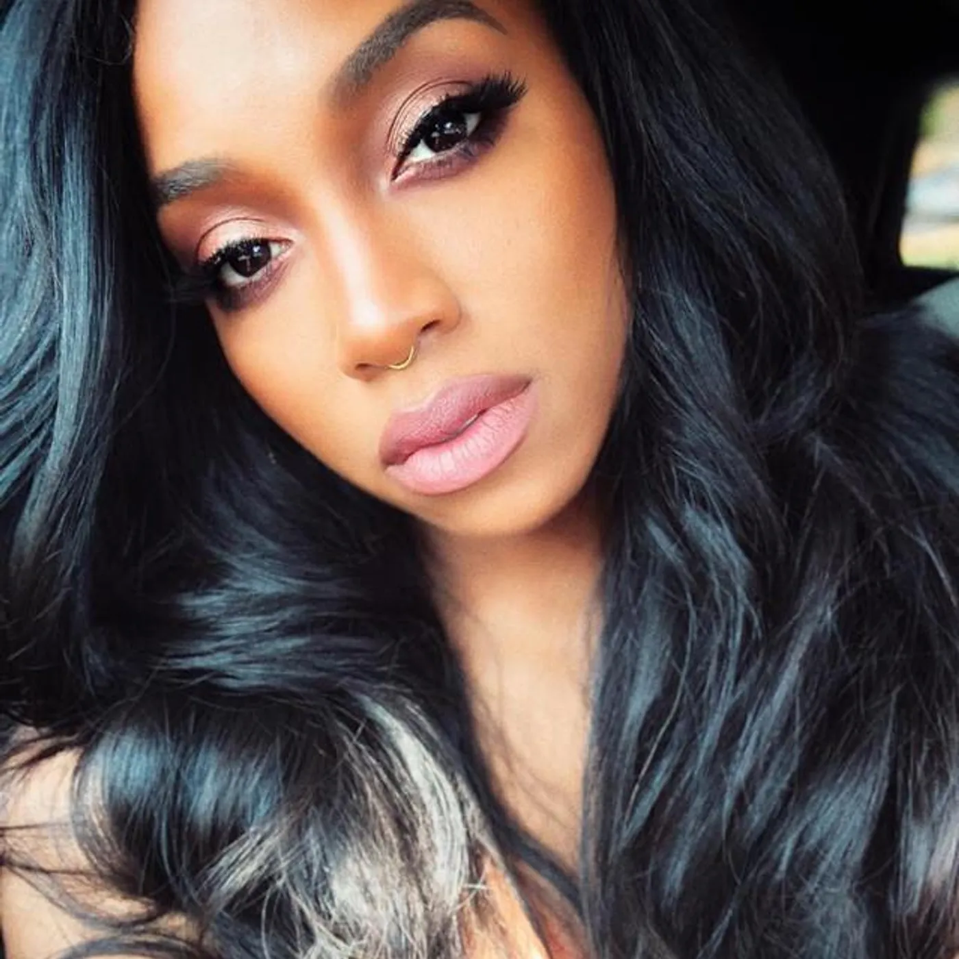 Brooke Valentine Brand Page