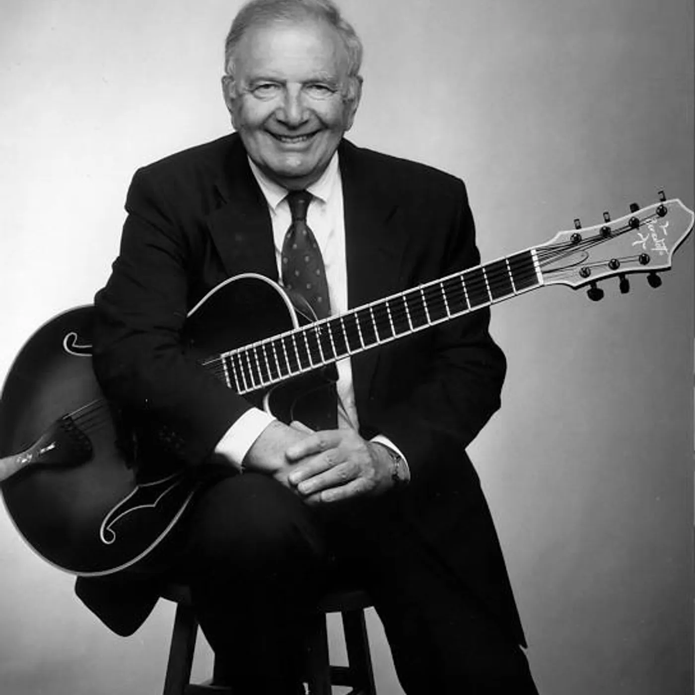 Bucky Pizzarelli Brand Page
