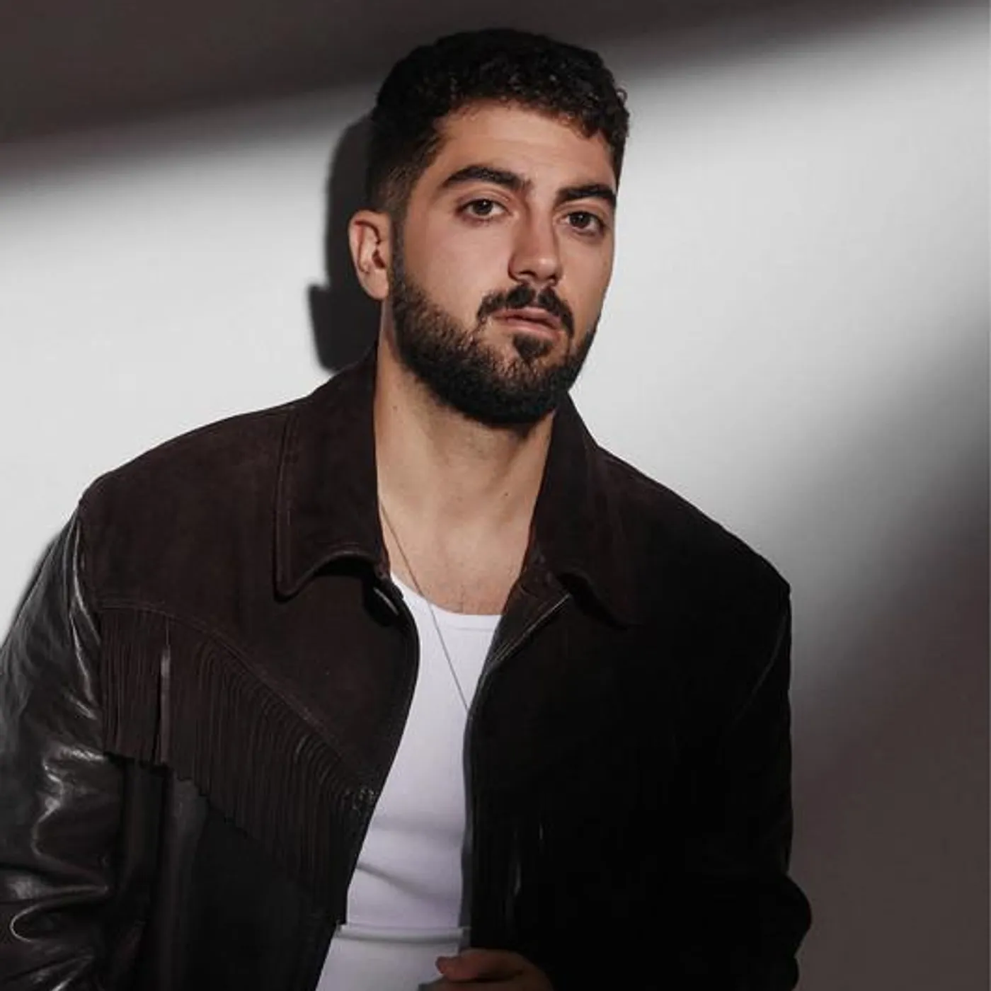 Gonzalo Alhambra Brand Page