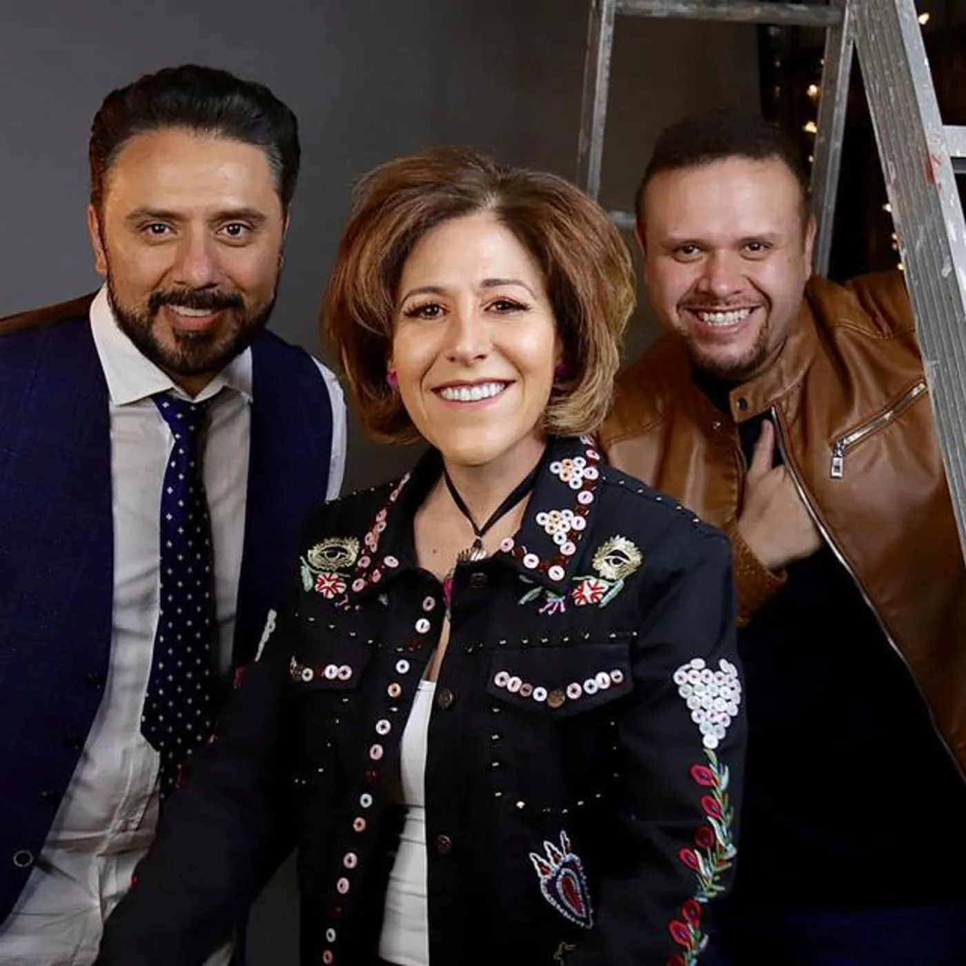 Grupo Emmanuel Brand Page