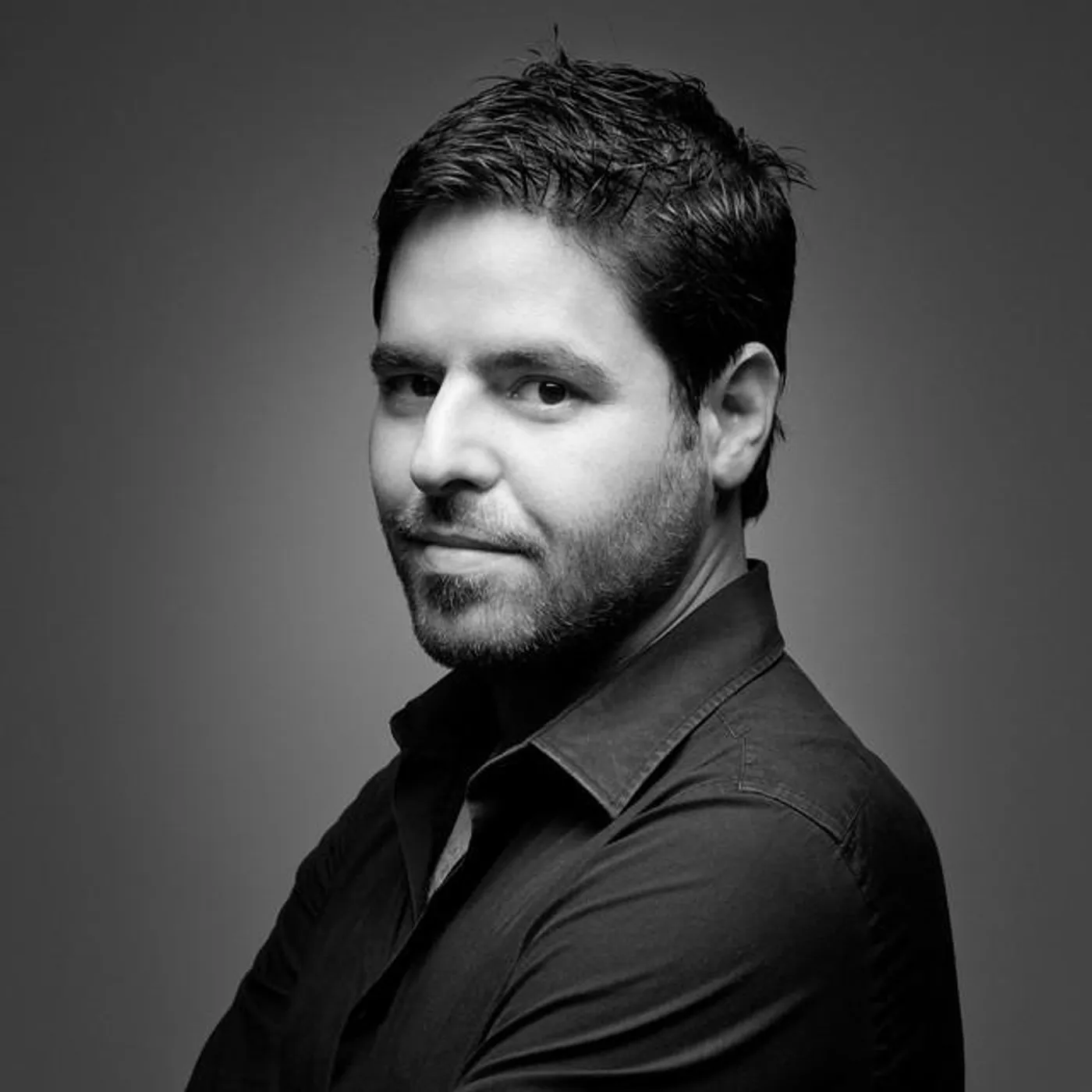 Gui Boratto Brand Page