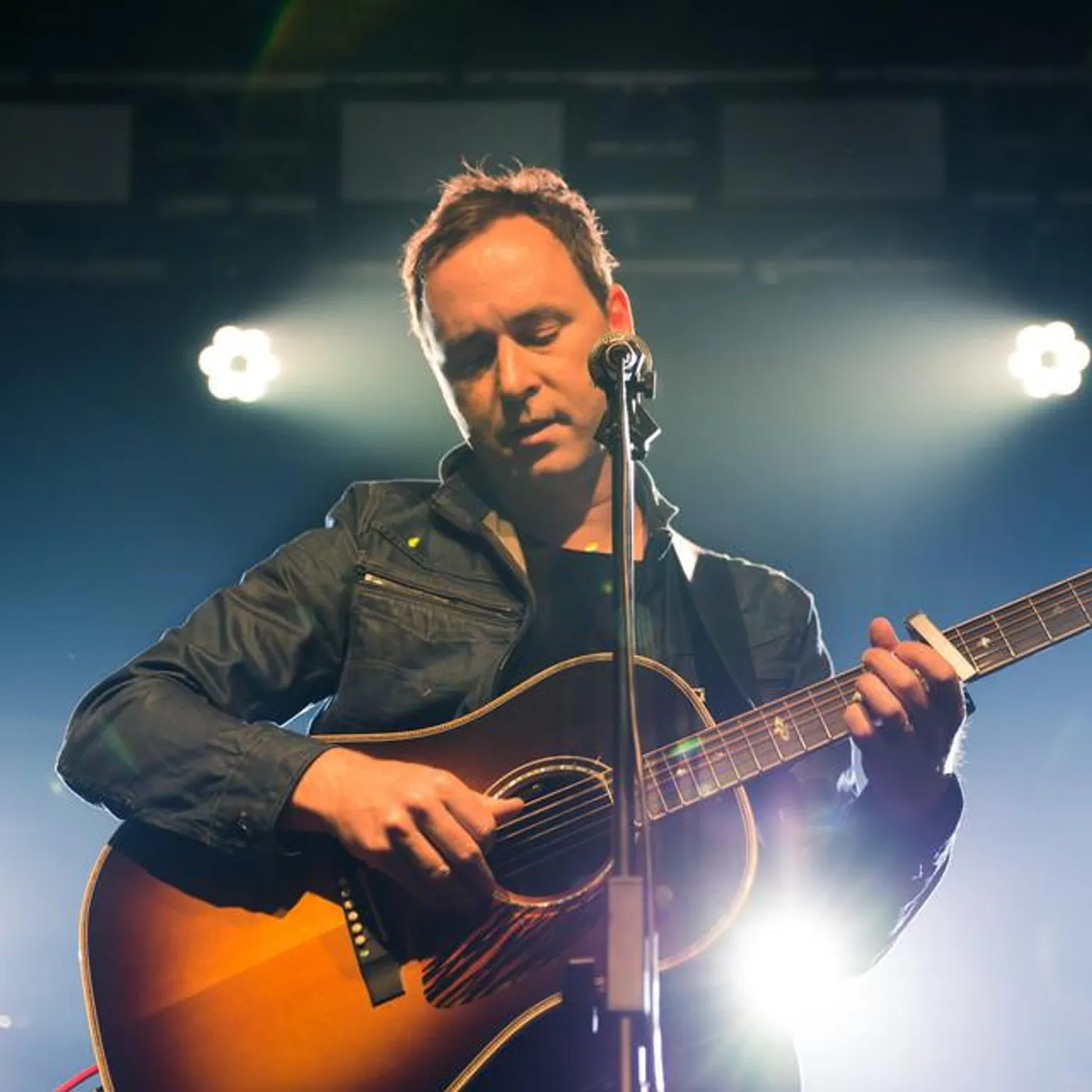 Damien Leith Brand Page