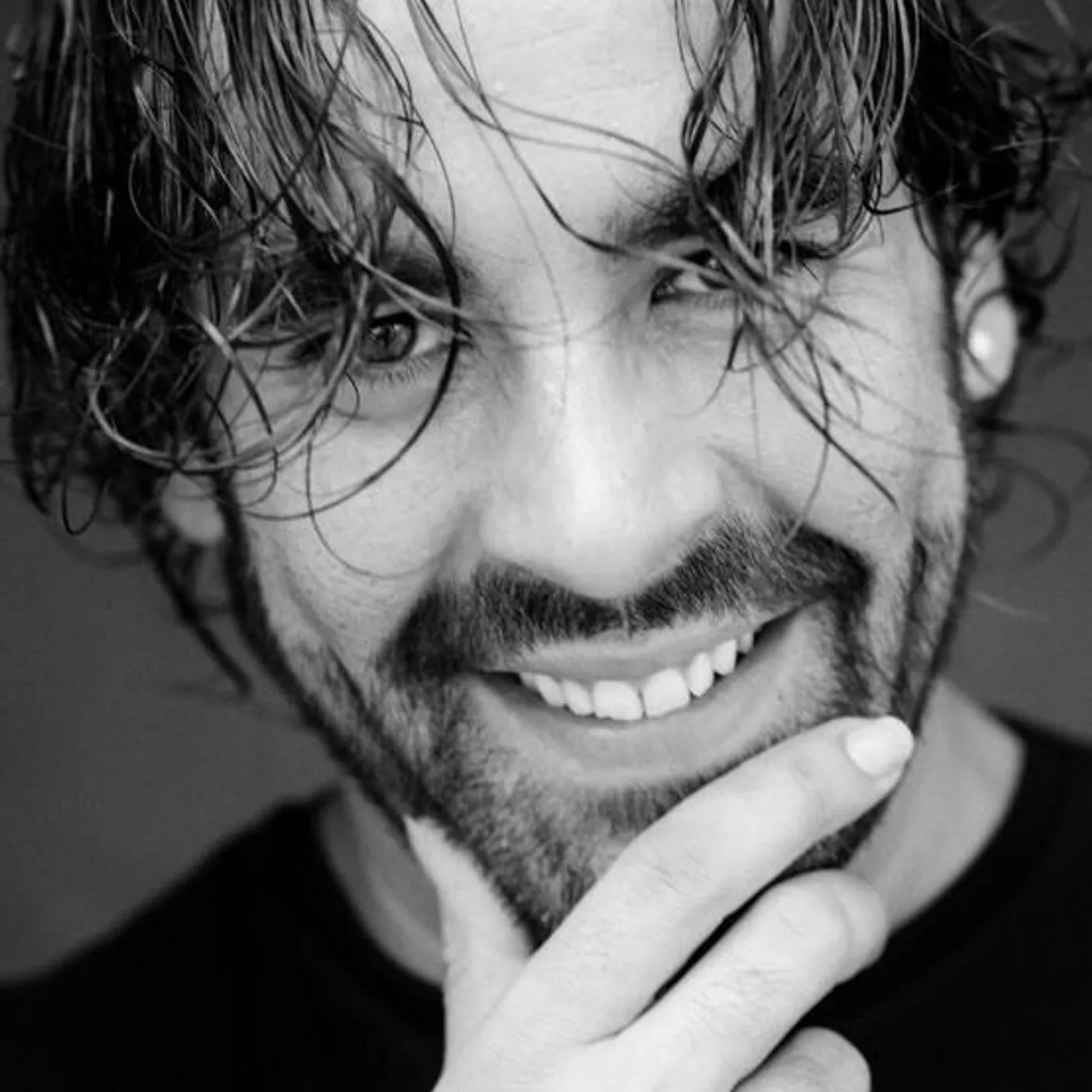 Daniel Casares